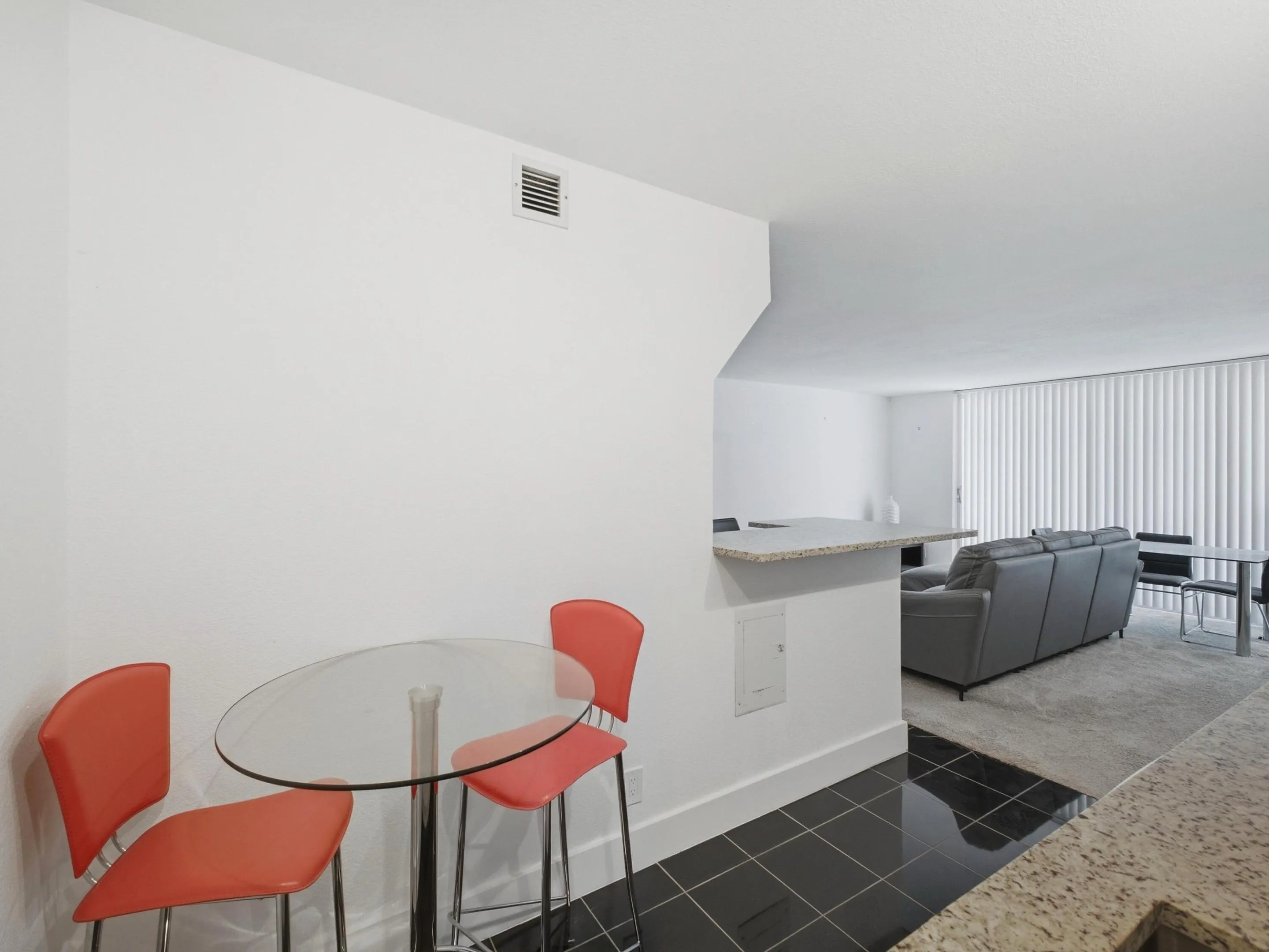 555 NW 4th Avenue #218