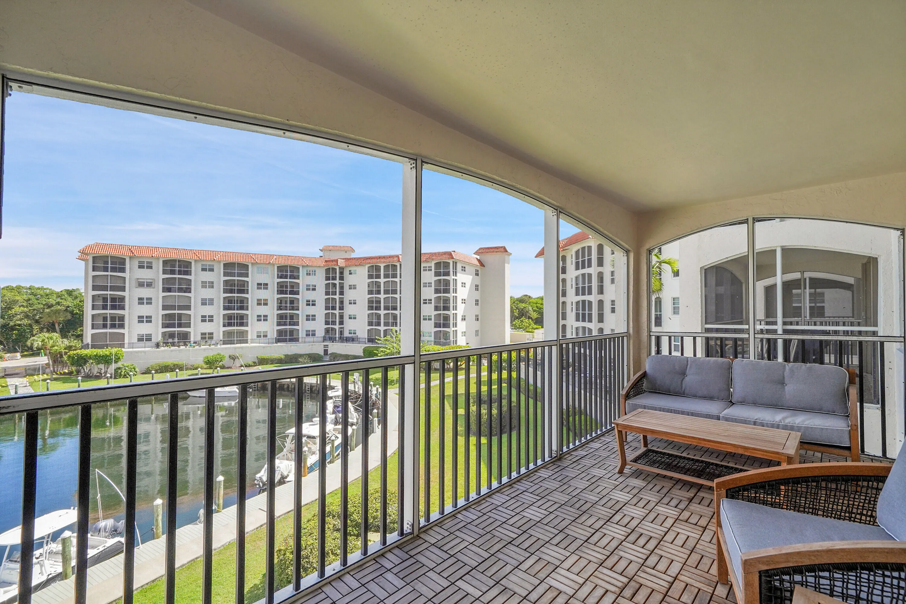 2871 N Ocean Boulevard #M338