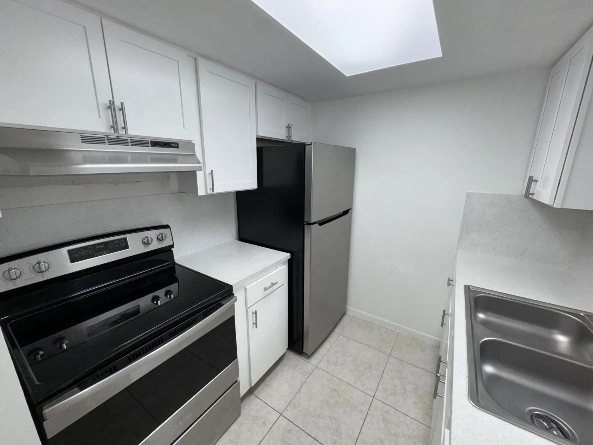 221 SE 3rd Avenue #6