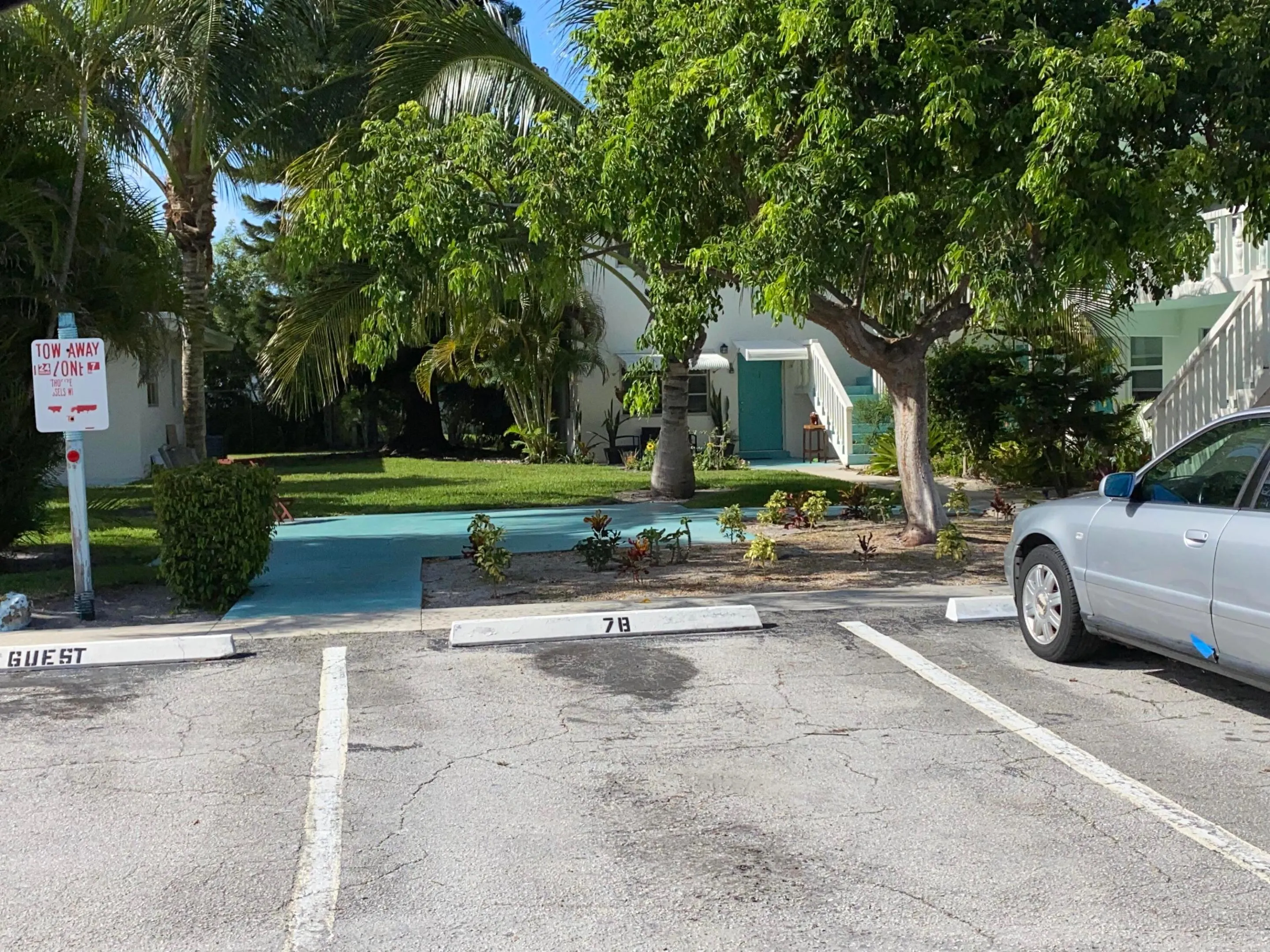 221 SE 3rd Avenue #6