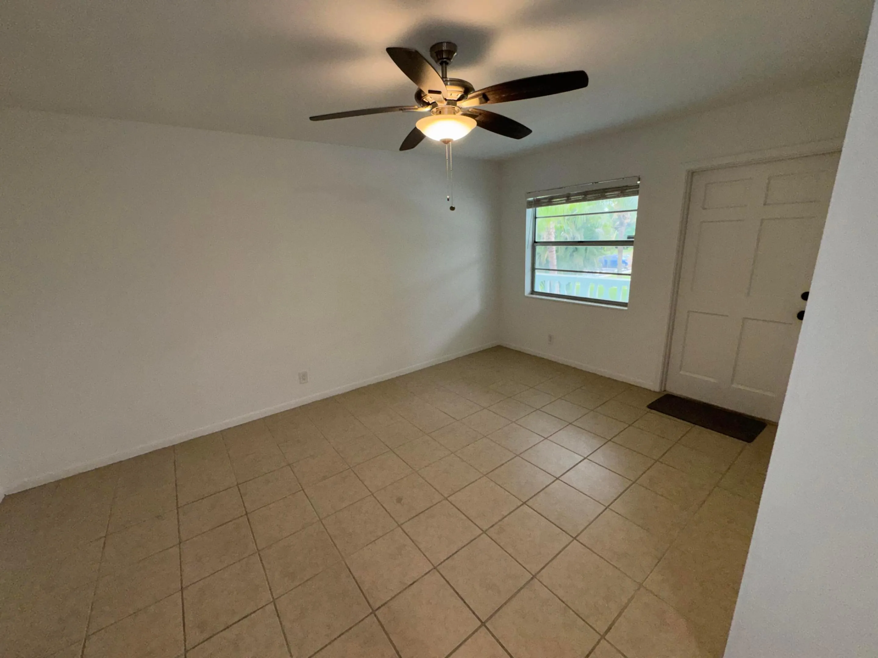 221 SE 3rd Avenue #6