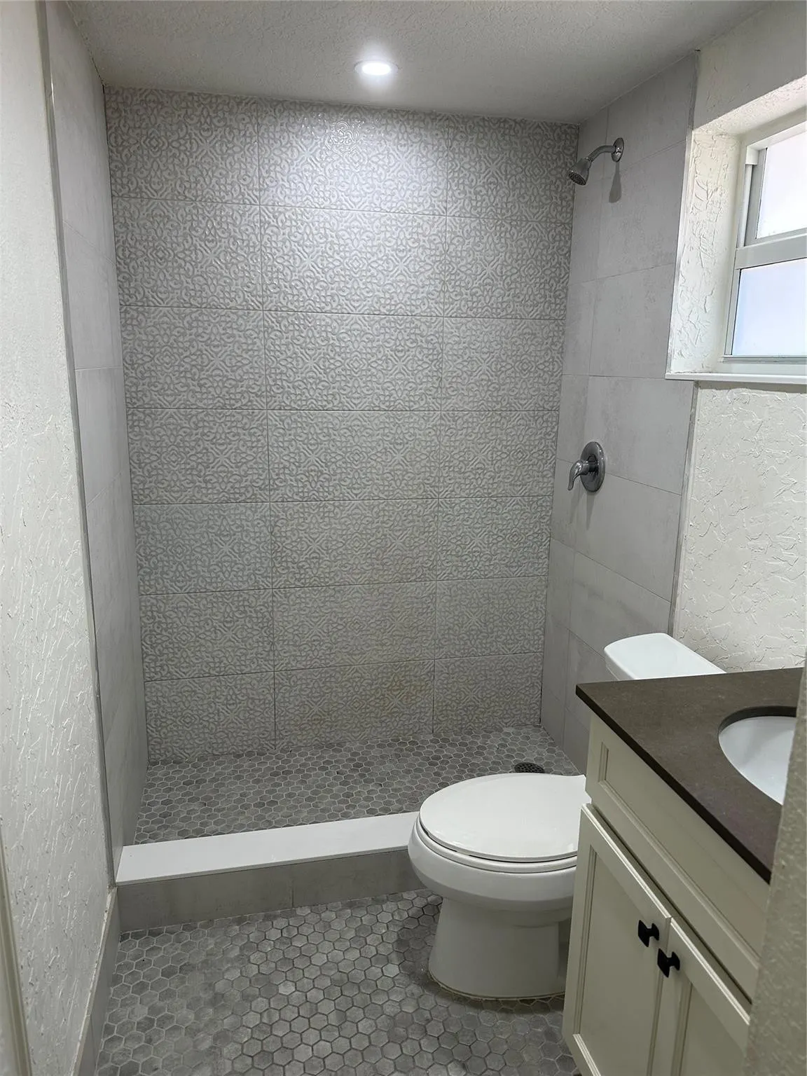 770 SE 2ND Avenue #B210