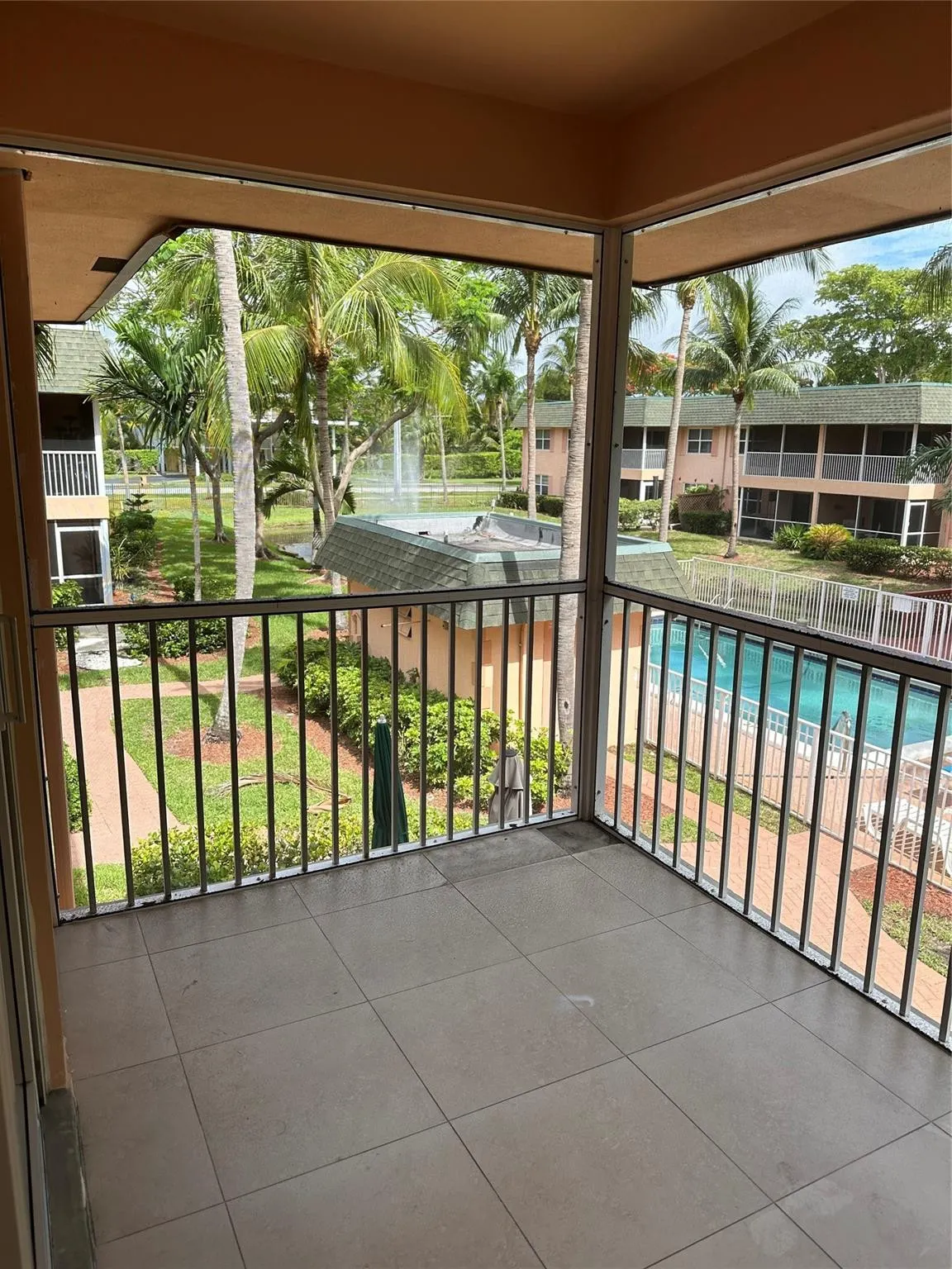 770 SE 2ND Avenue #B210