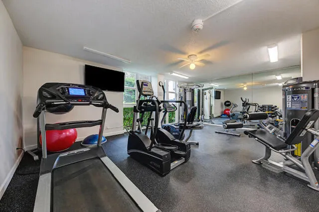 2200 S Ocean Boulevard #606