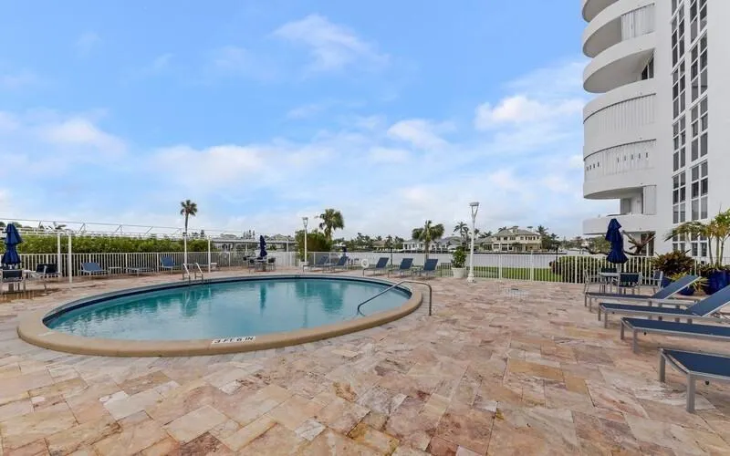 2200 S Ocean Boulevard #606