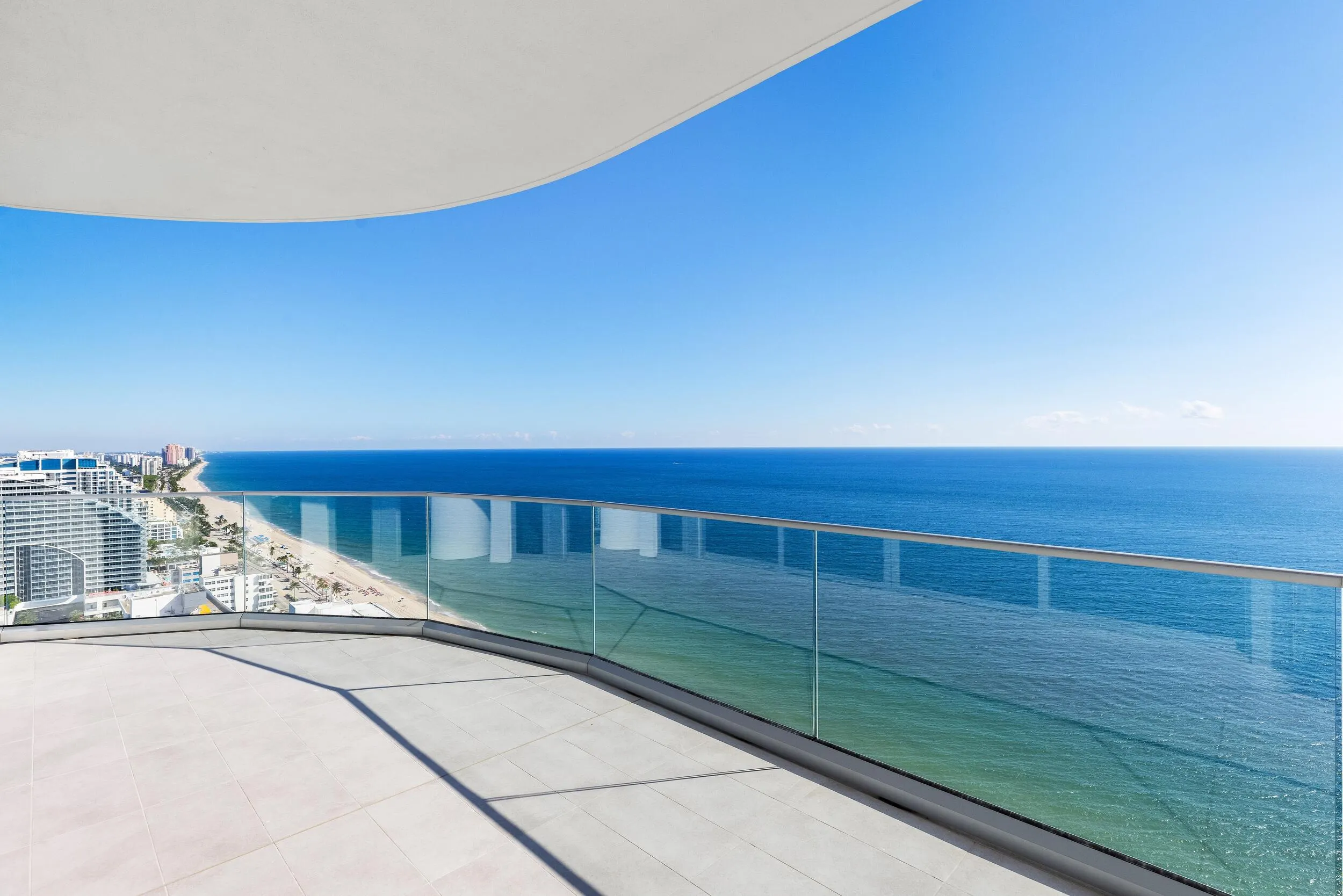 151 N Seabreeze Boulevard #PH-2601E / PH-2602E