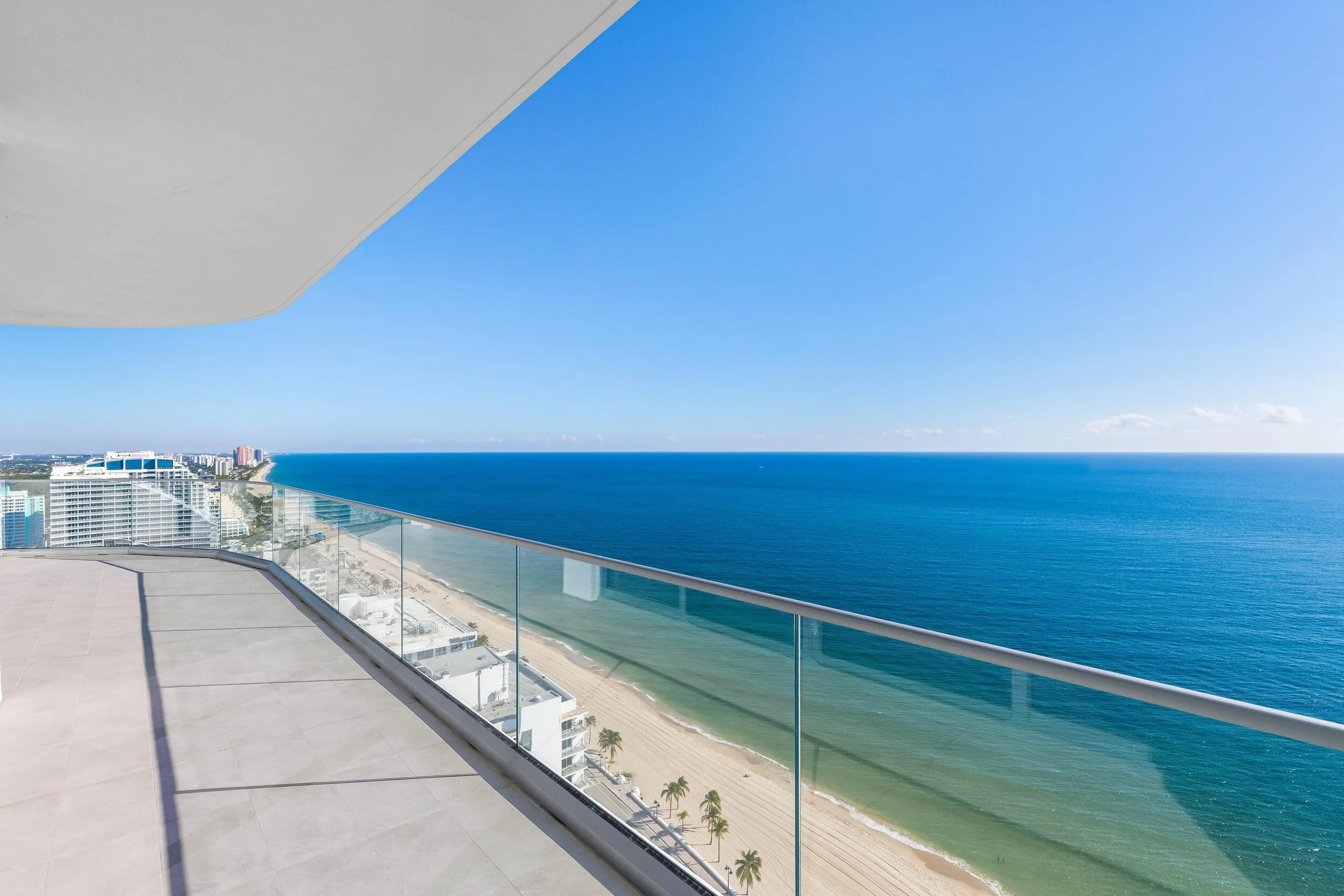 151 N Seabreeze Boulevard #PH-2601E / PH-2602E