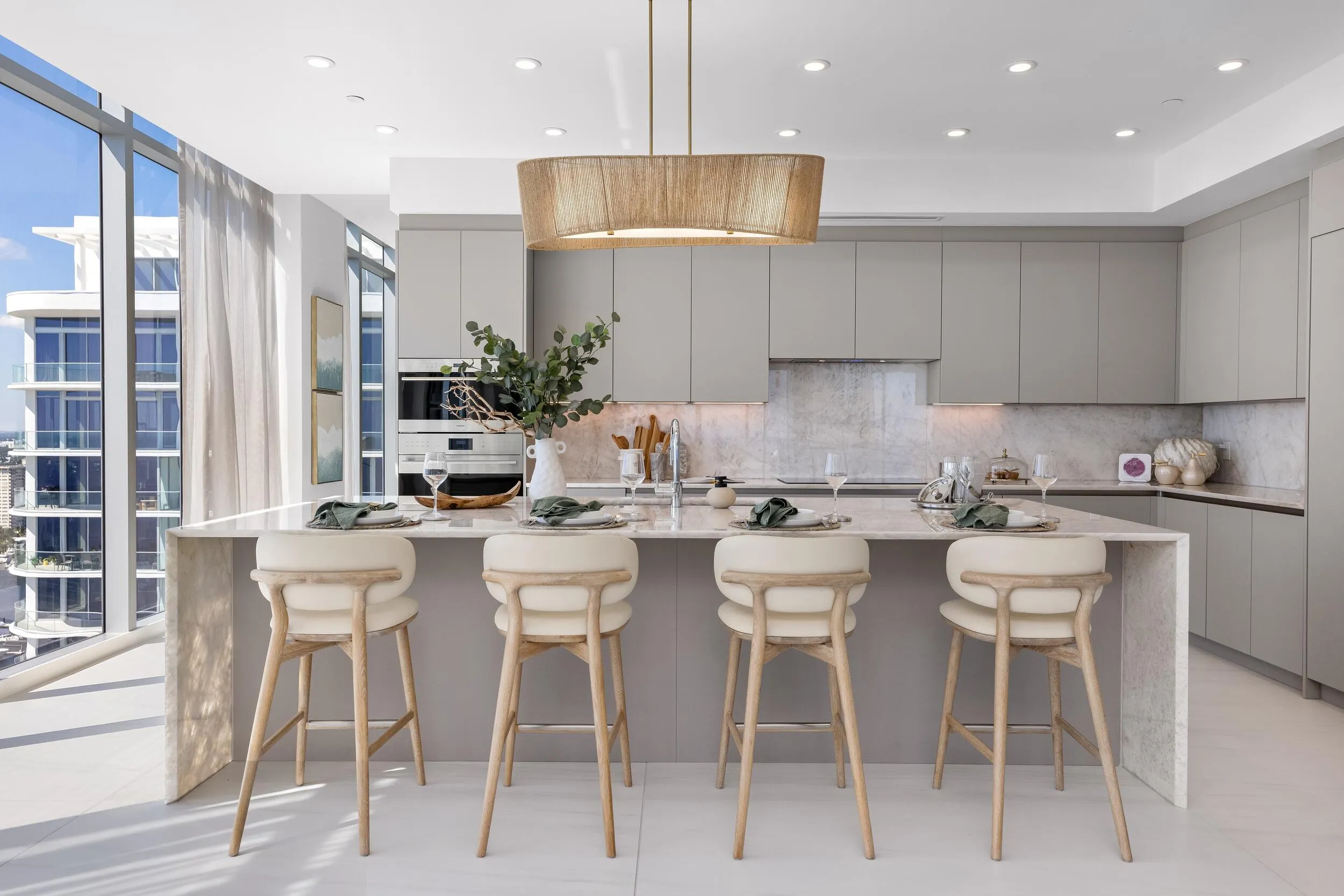 151 N Seabreeze Boulevard #PH-2601E / PH-2602E