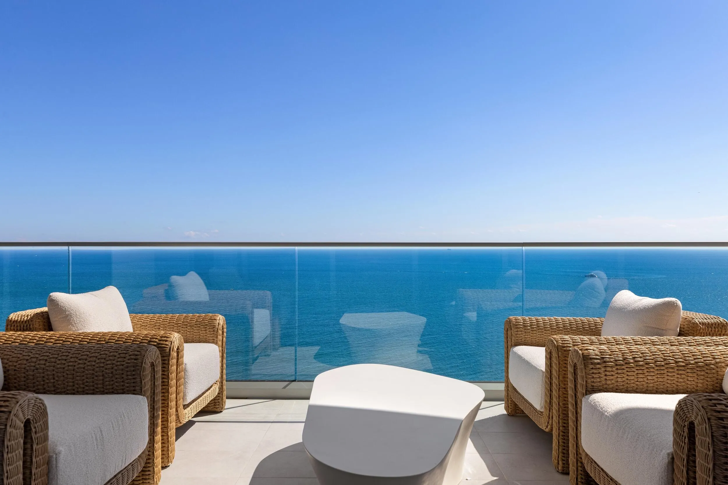 151 N Seabreeze Boulevard #PH-2601E / PH-2602E