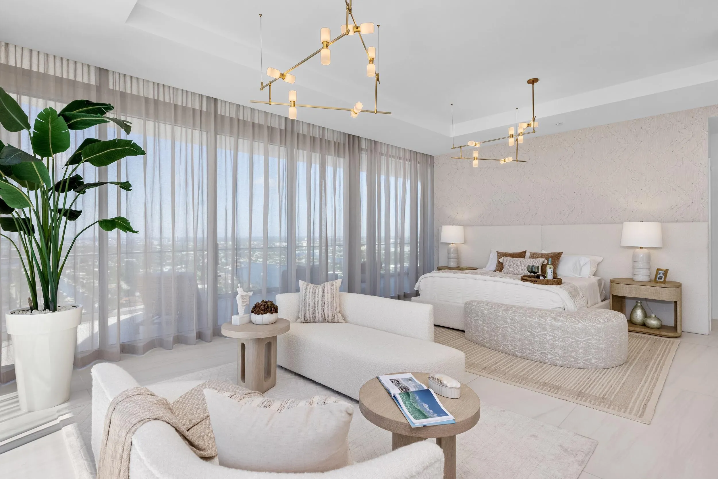 151 N Seabreeze Boulevard #PH-2601E / PH-2602E