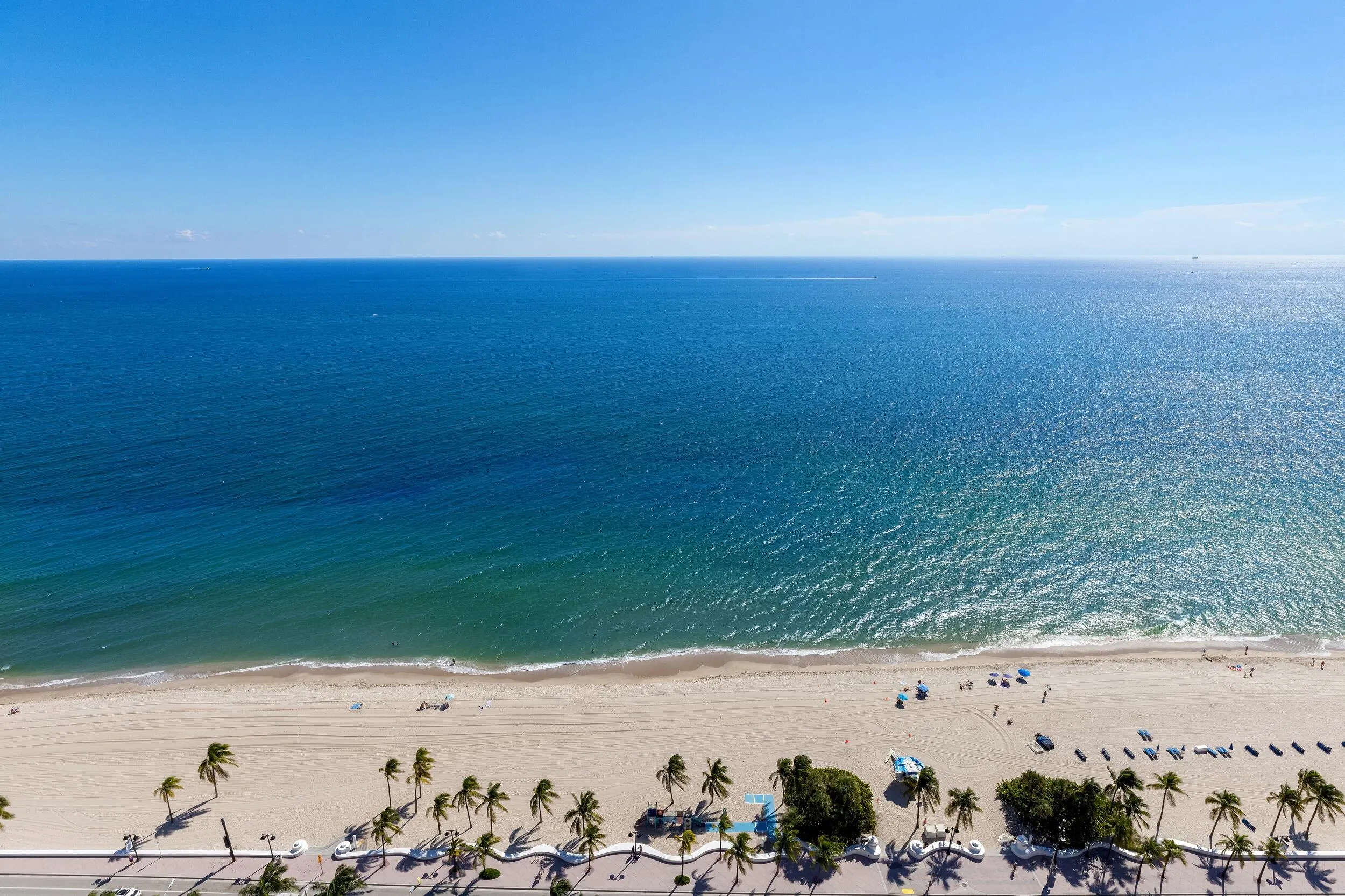 151 N Seabreeze Boulevard #PH-2601E / PH-2602E