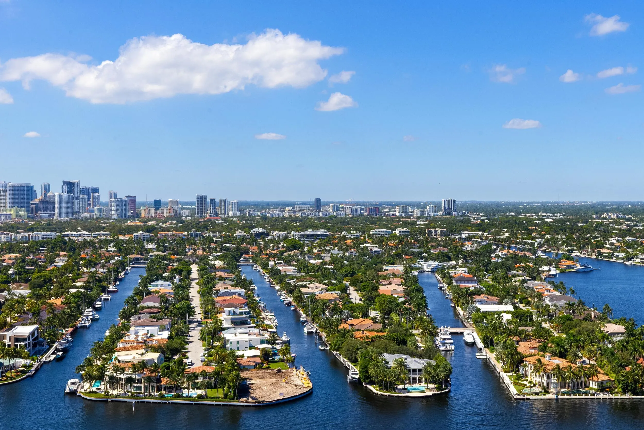 151 N Seabreeze Boulevard #PH-2601E / PH-2602E