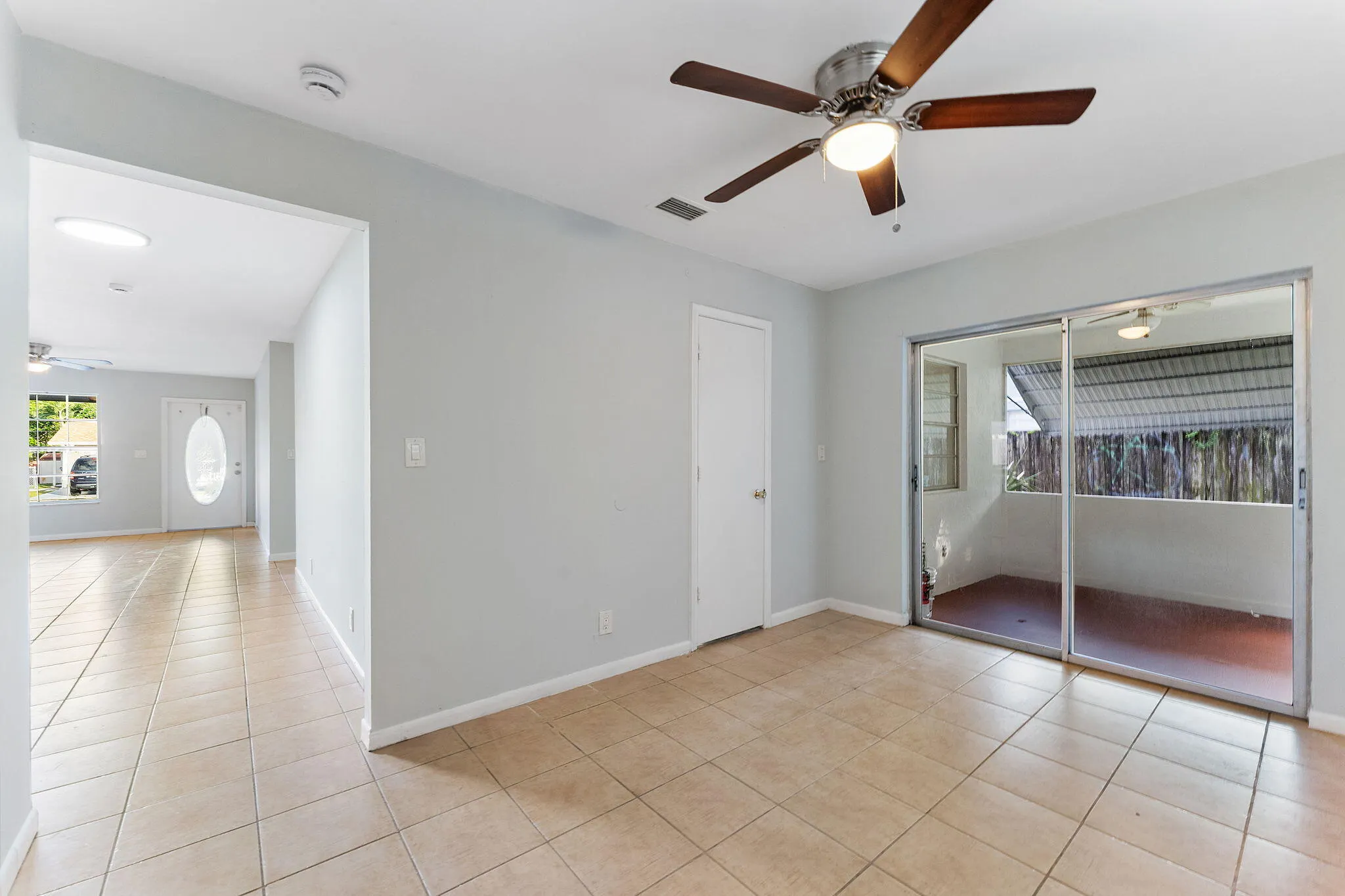415 NW 7TH Court
