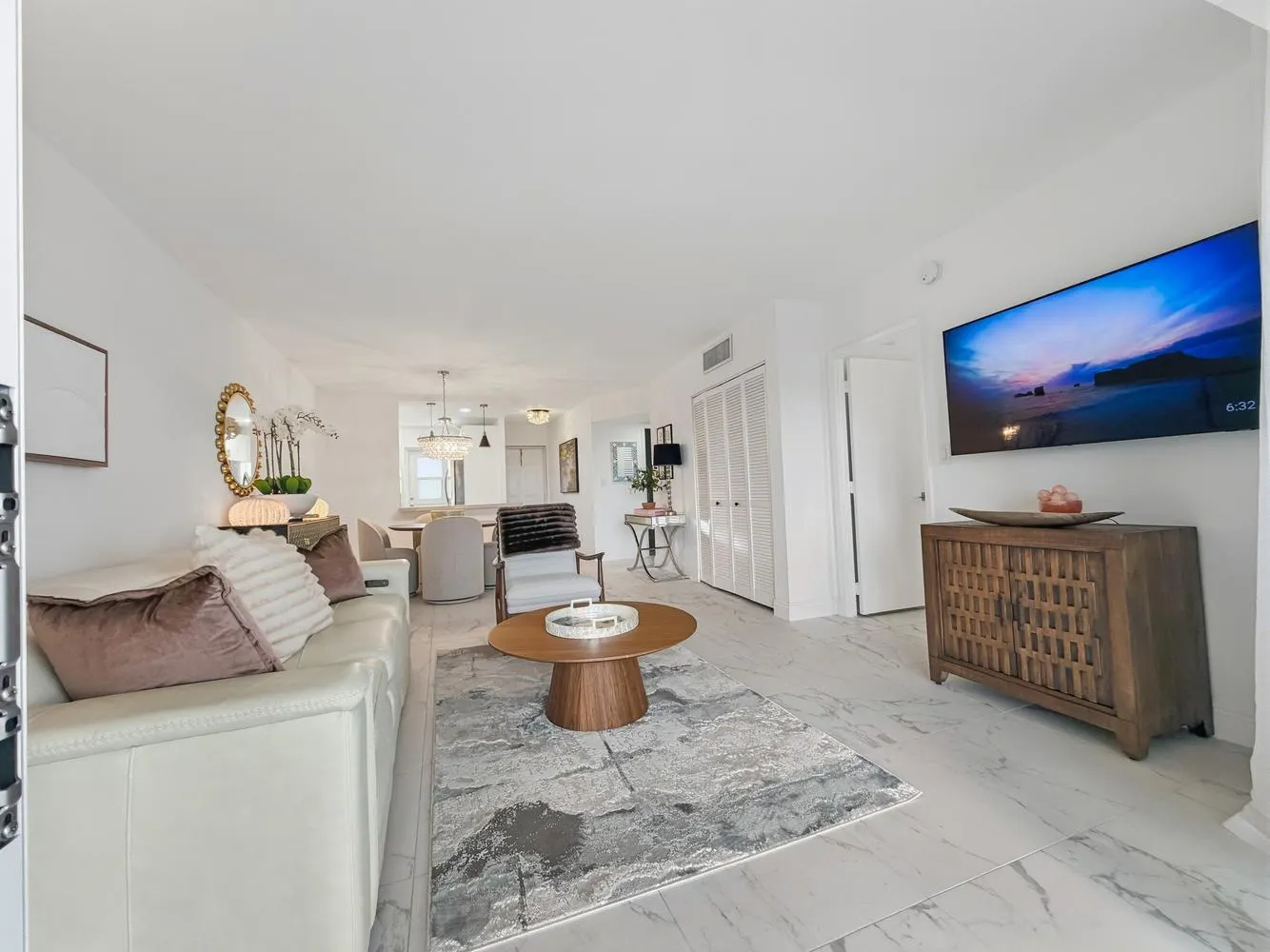 1301 E HILLSBORO Boulevard #503