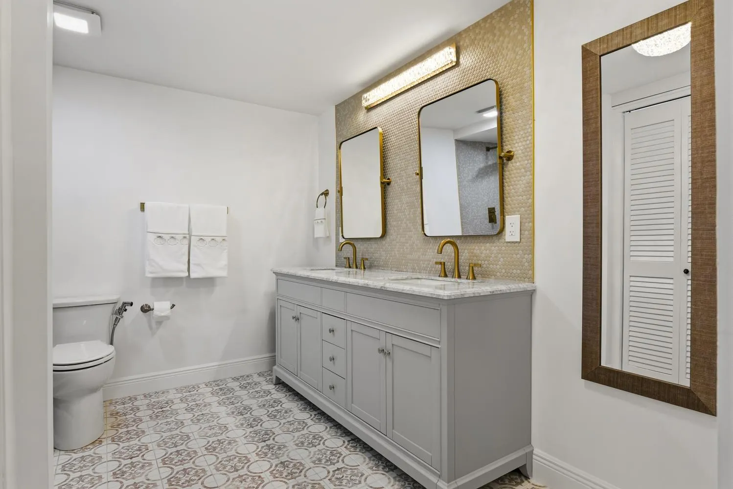1301 E HILLSBORO Boulevard #503