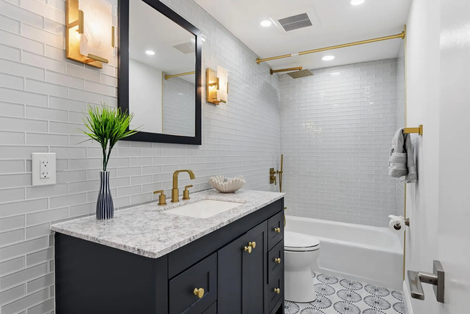 1301 E HILLSBORO Boulevard #503