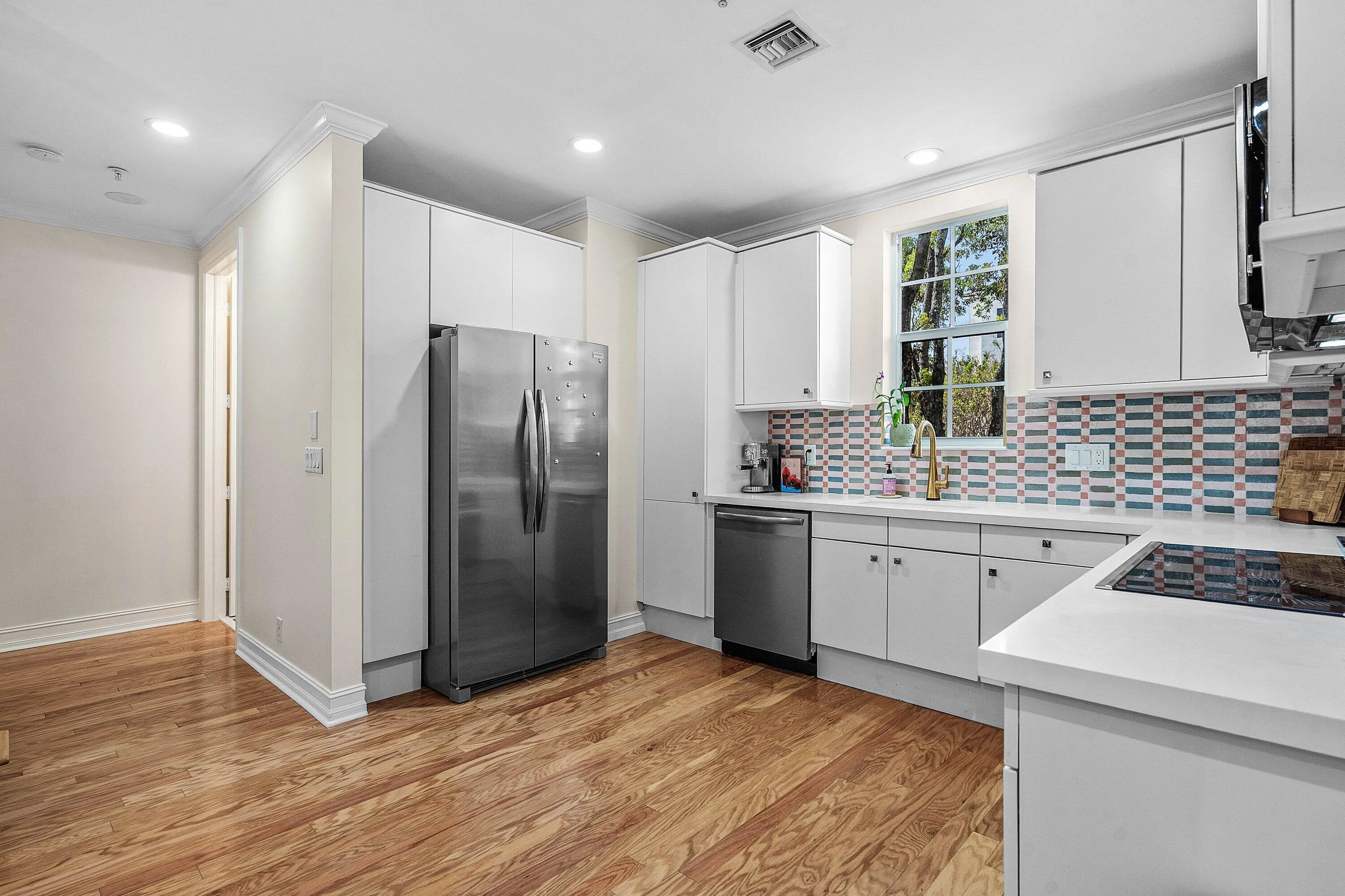 75 NE 5TH Avenue #D