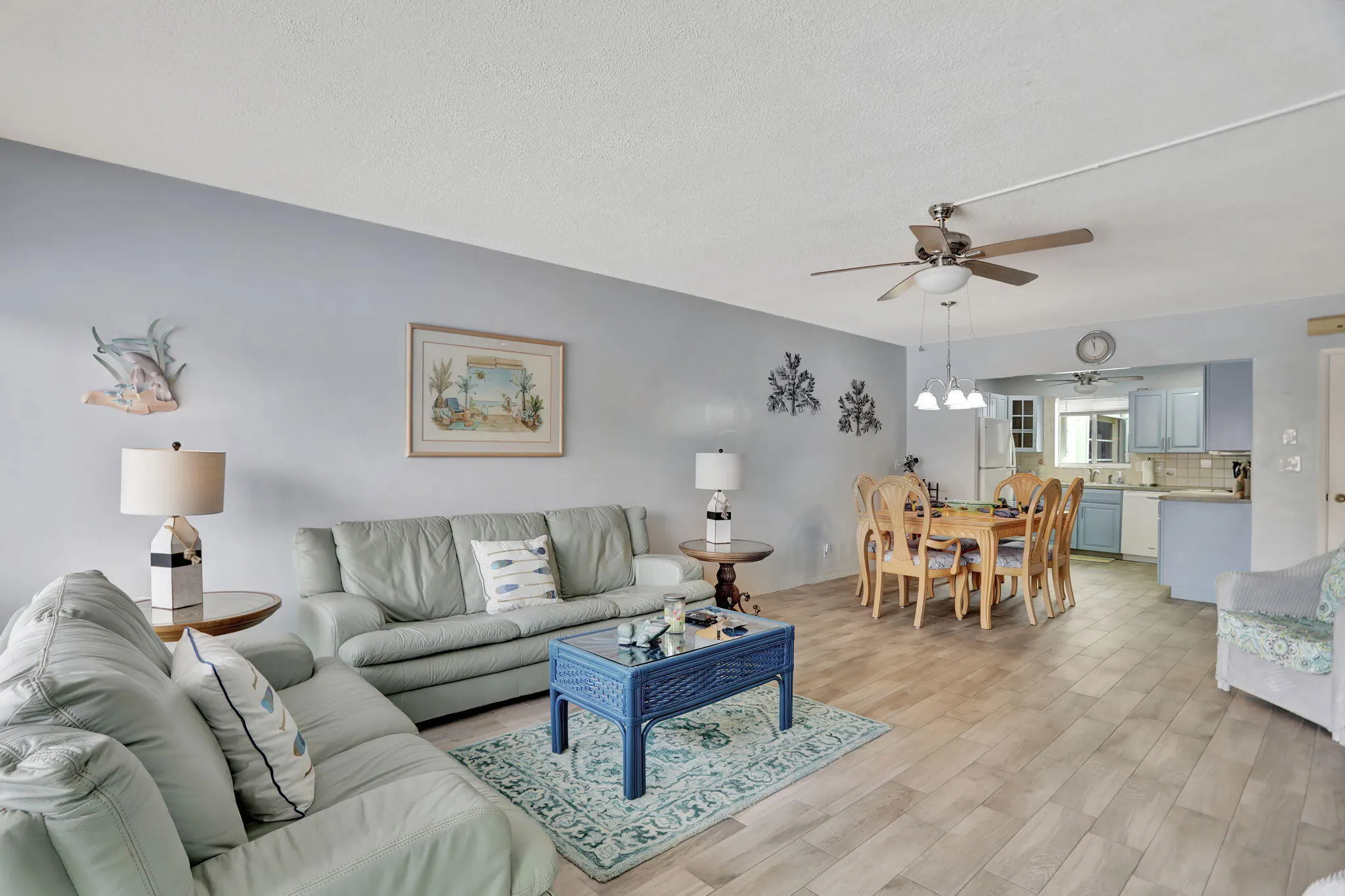 999 N RIVERSIDE Drive #3