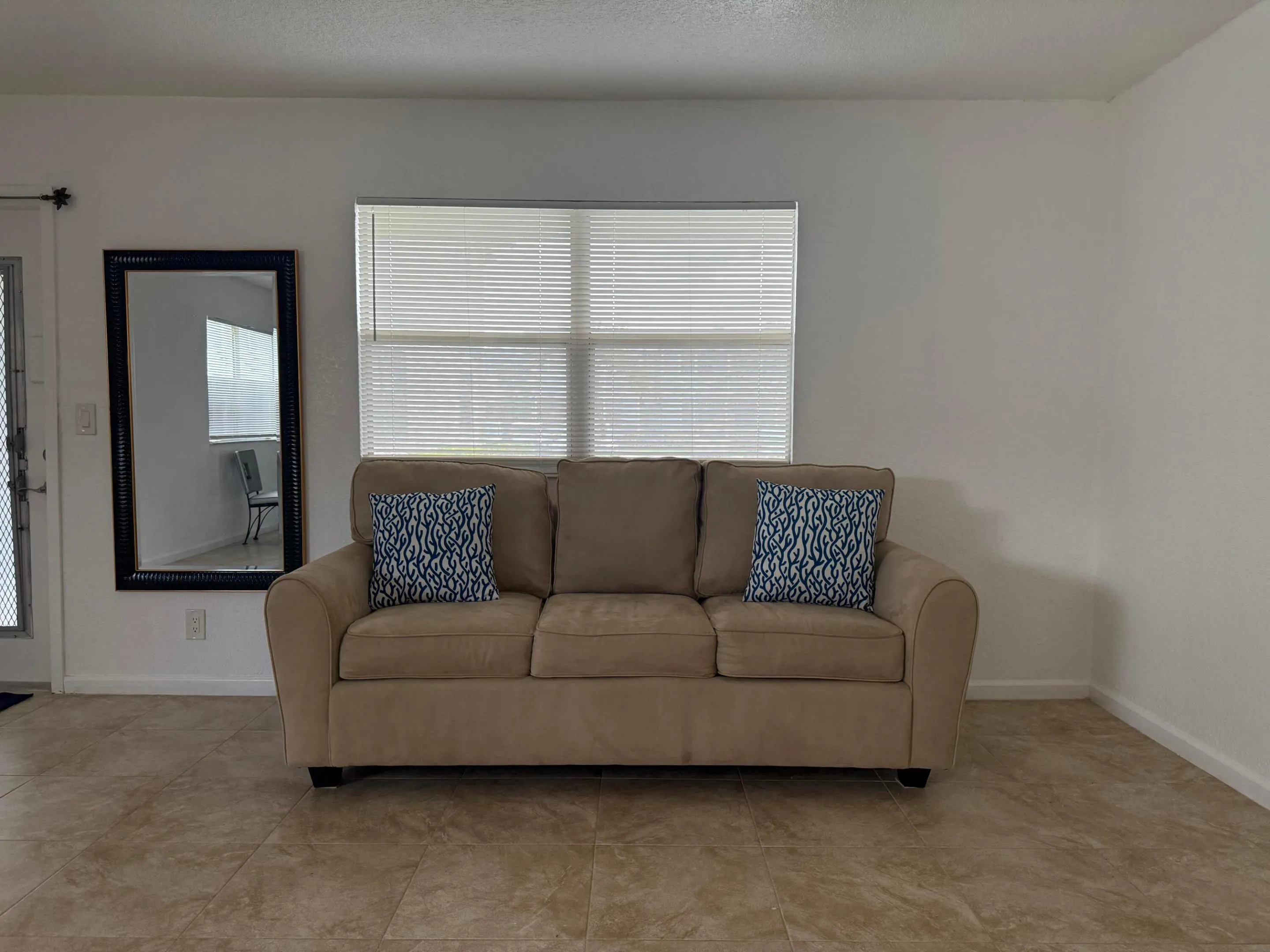 399 BRITTANY I