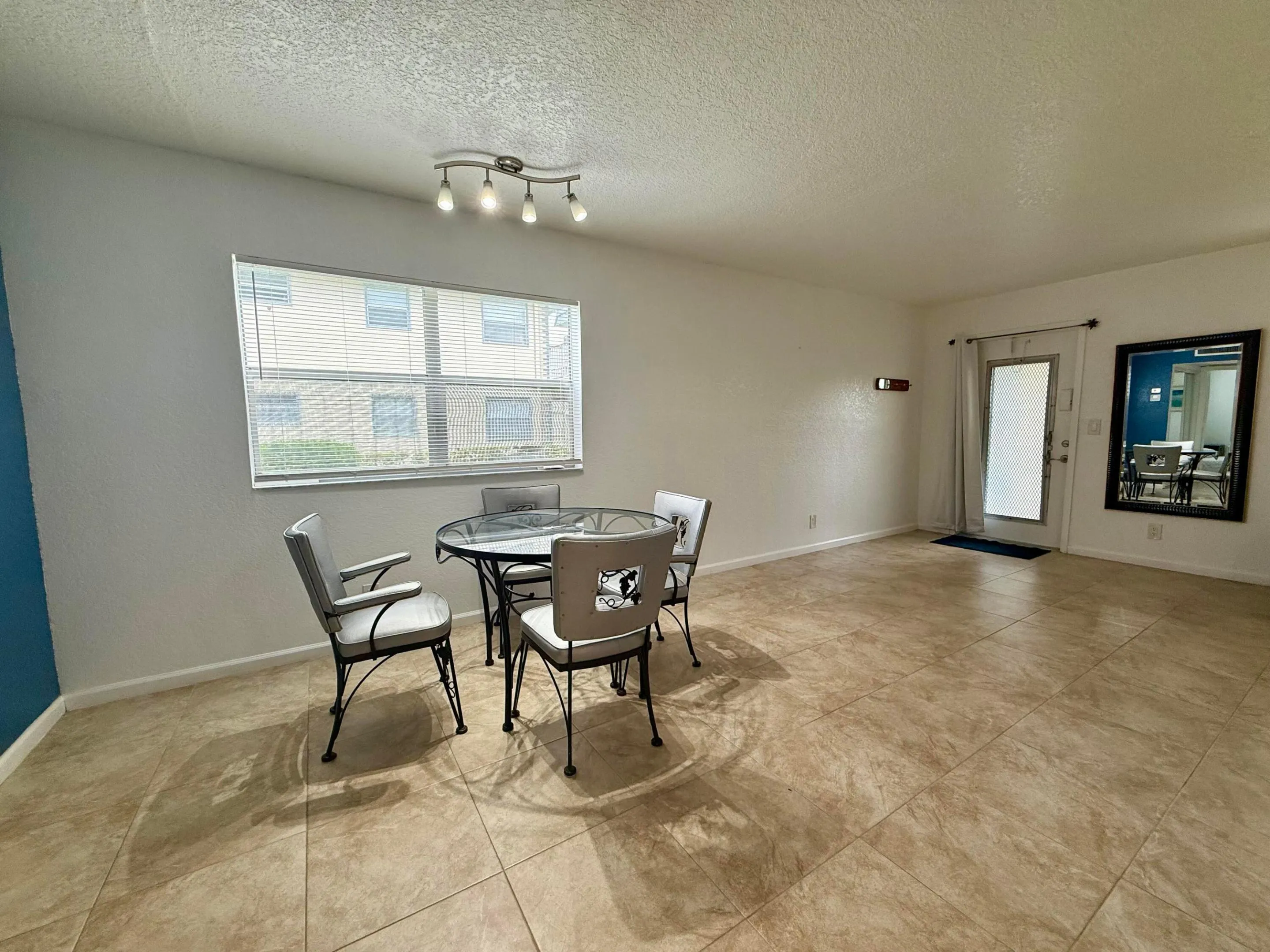 399 BRITTANY I
