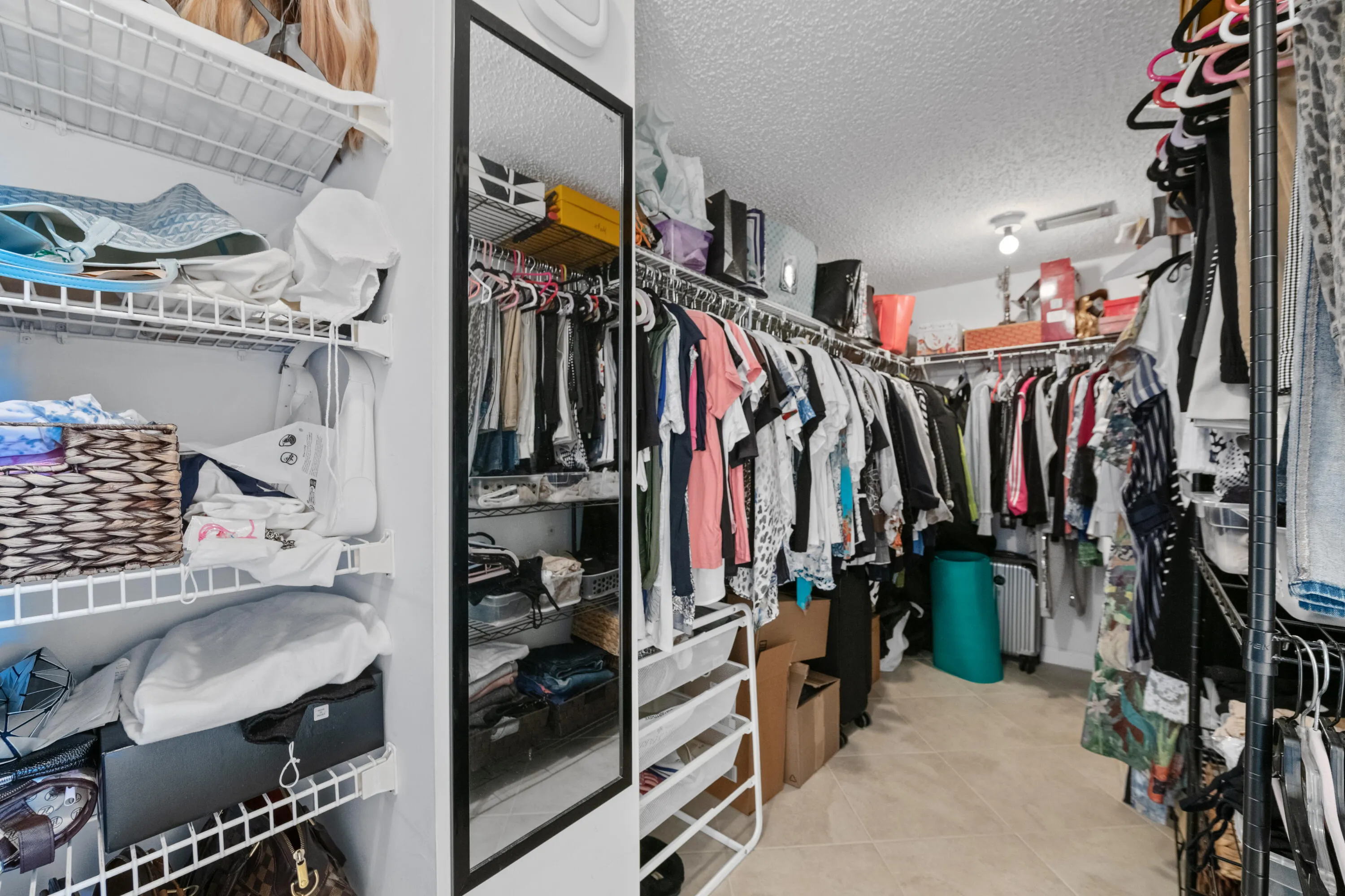800 Jeffery Street #205