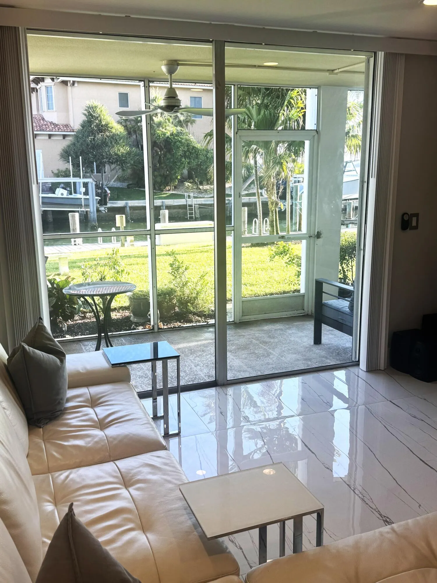 105 PARADISE HARBOUR Boulevard #108