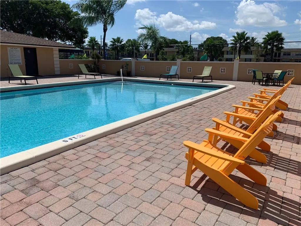 401 NW 34 Street #94-201