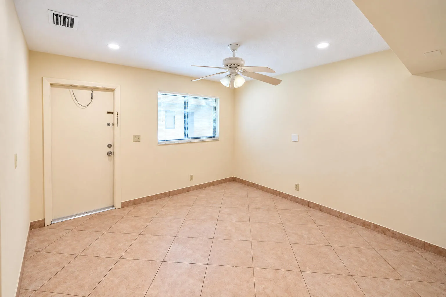 230 SE 1st Street #2