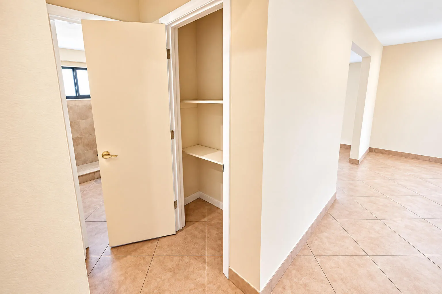 230 SE 1st Street #2