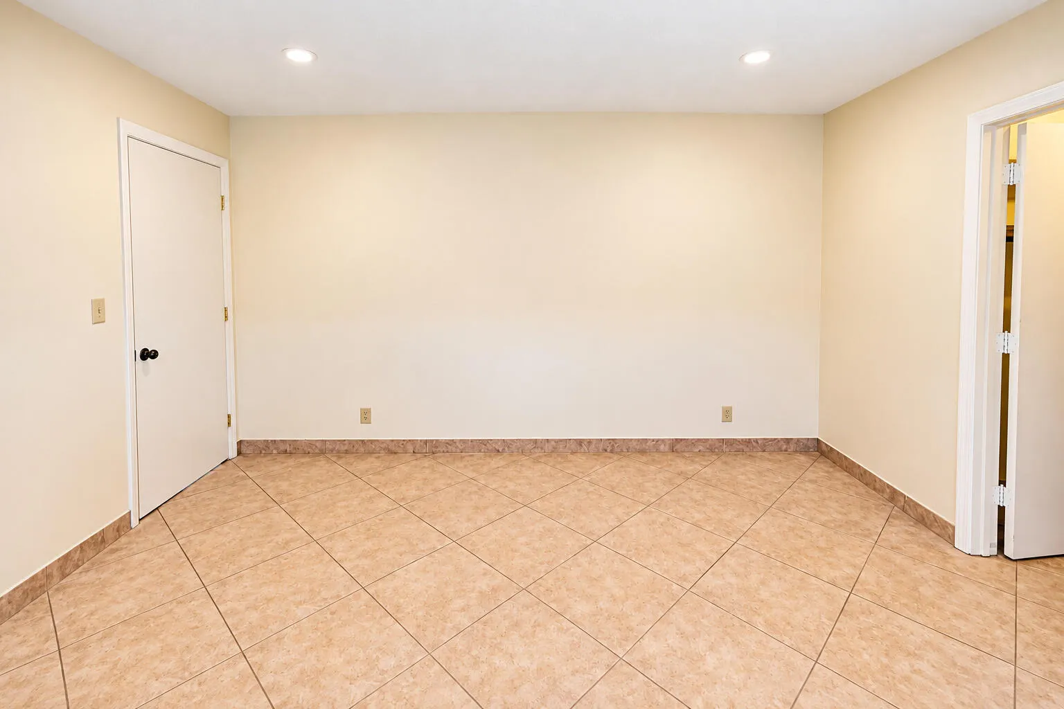 230 SE 1st Street #2