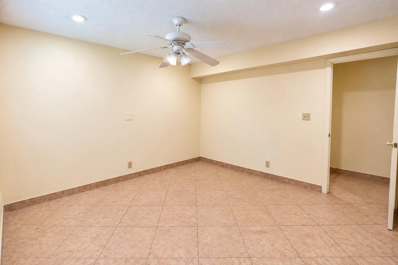 230 SE 1st Street #2