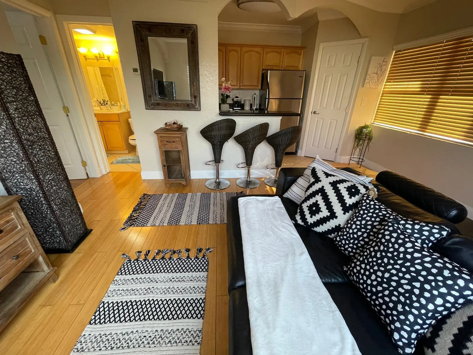 744 NE 14th Avenue #17