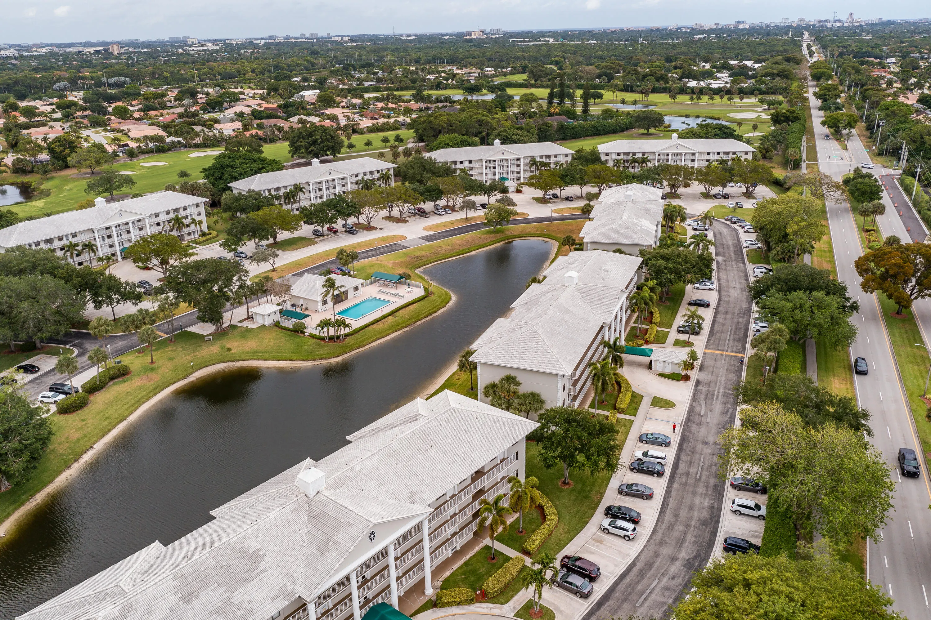6037 BALBOA Circle #403