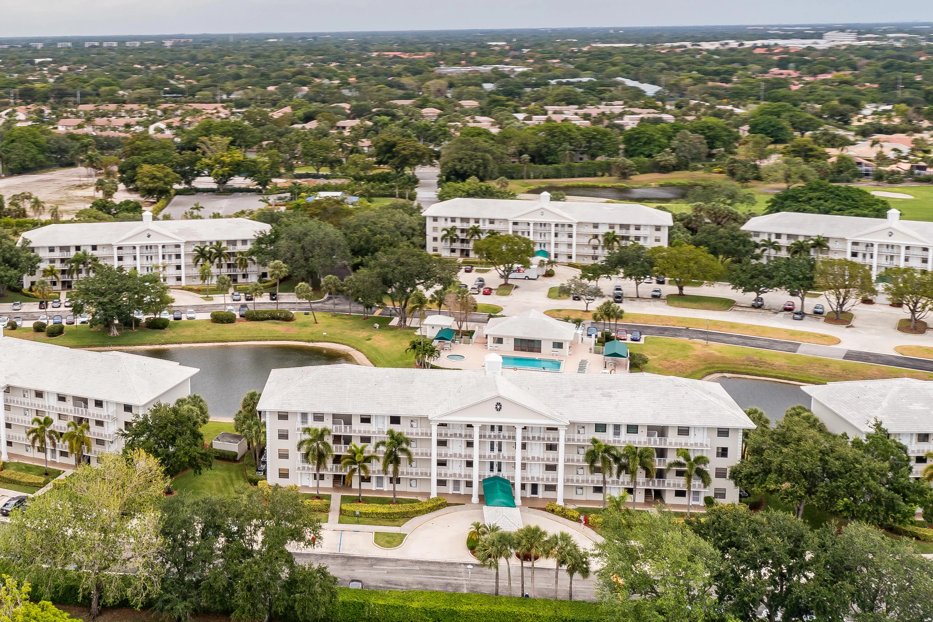 6037 BALBOA Circle #403