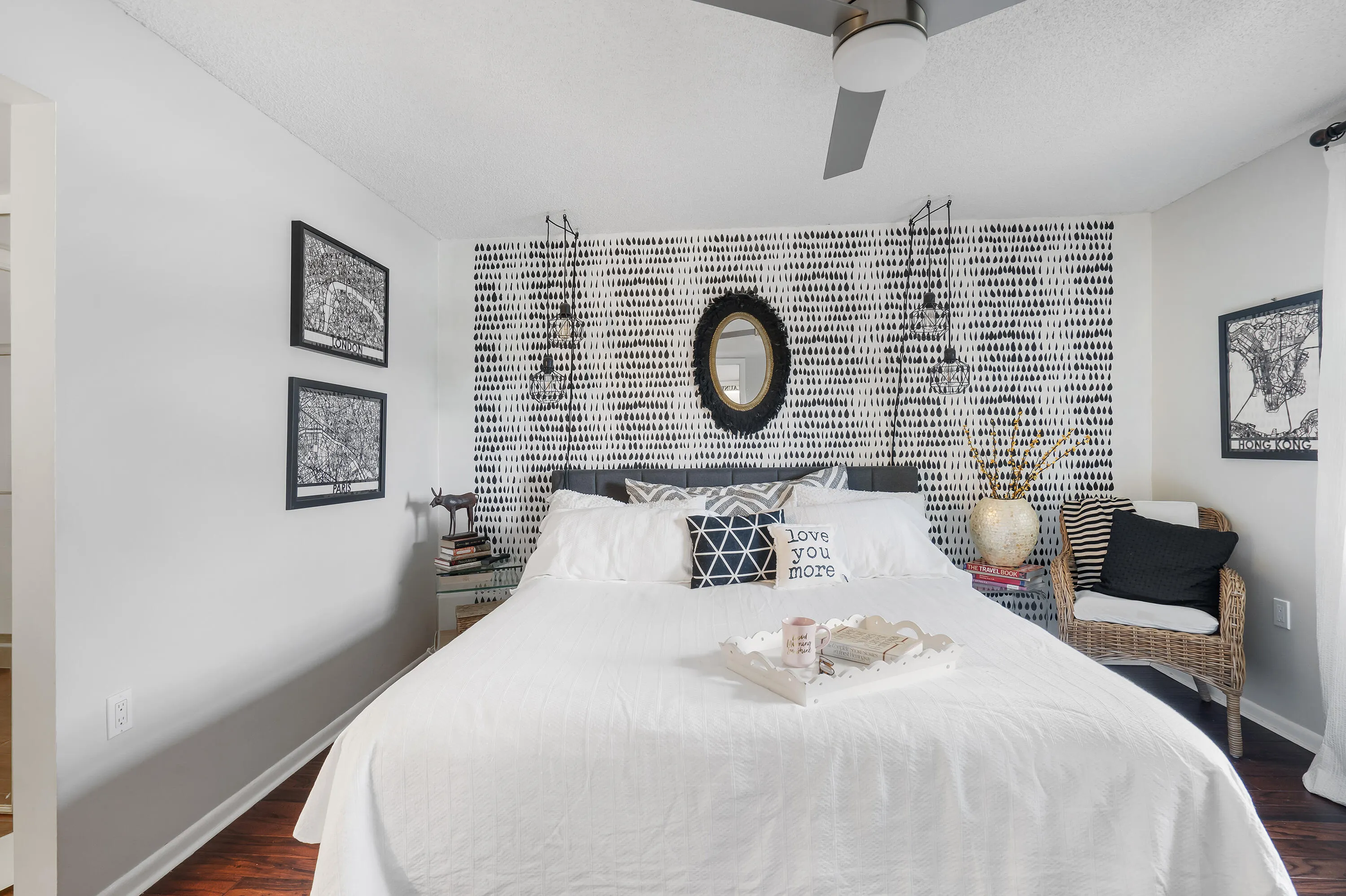 6037 BALBOA Circle #403