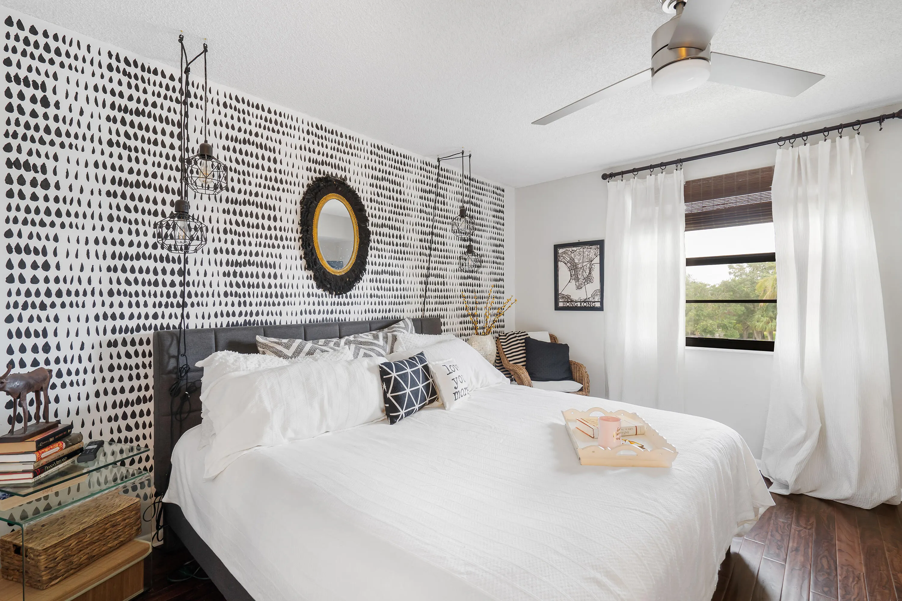 6037 BALBOA Circle #403