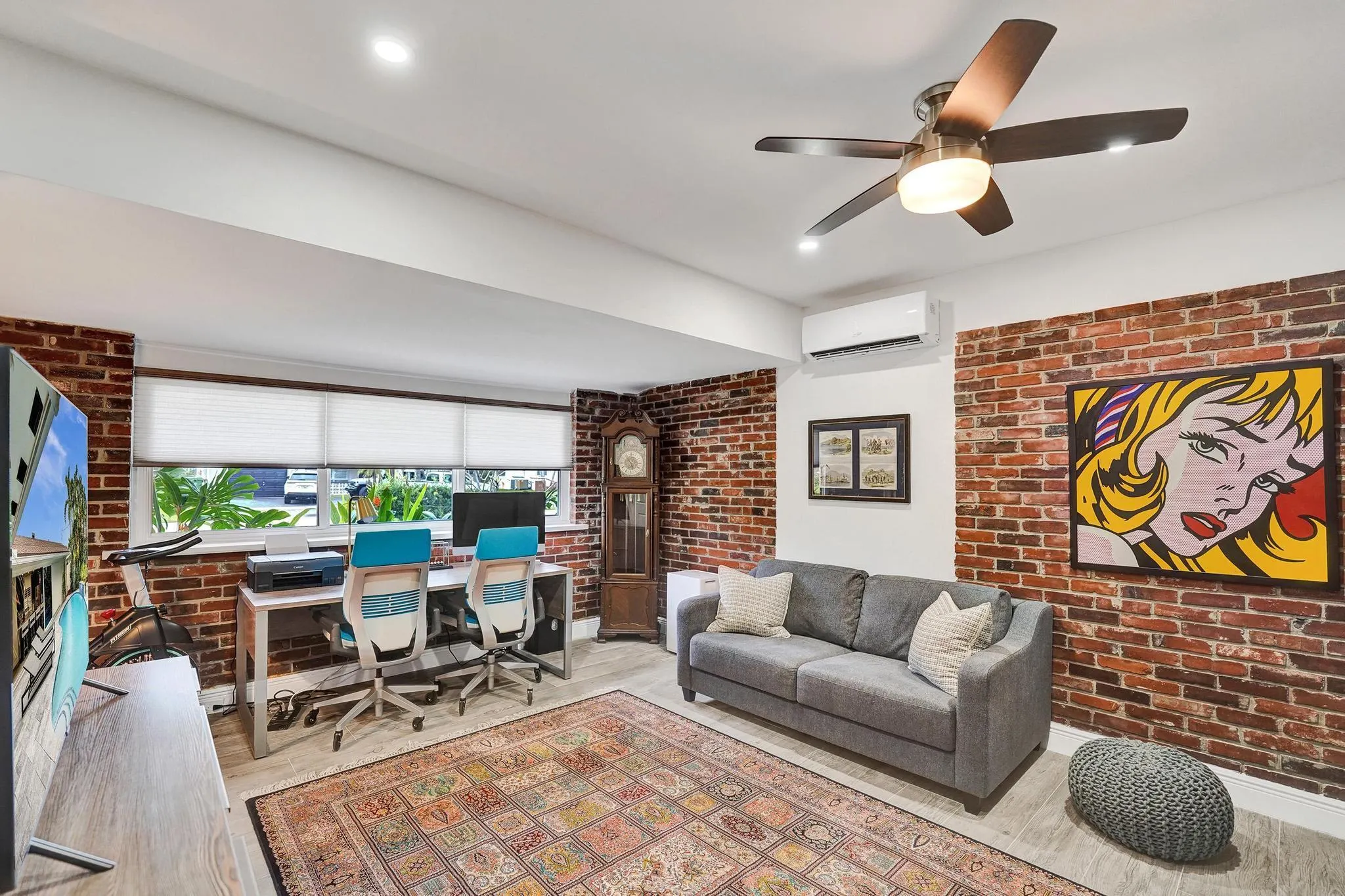 2030 NE 62nd Street