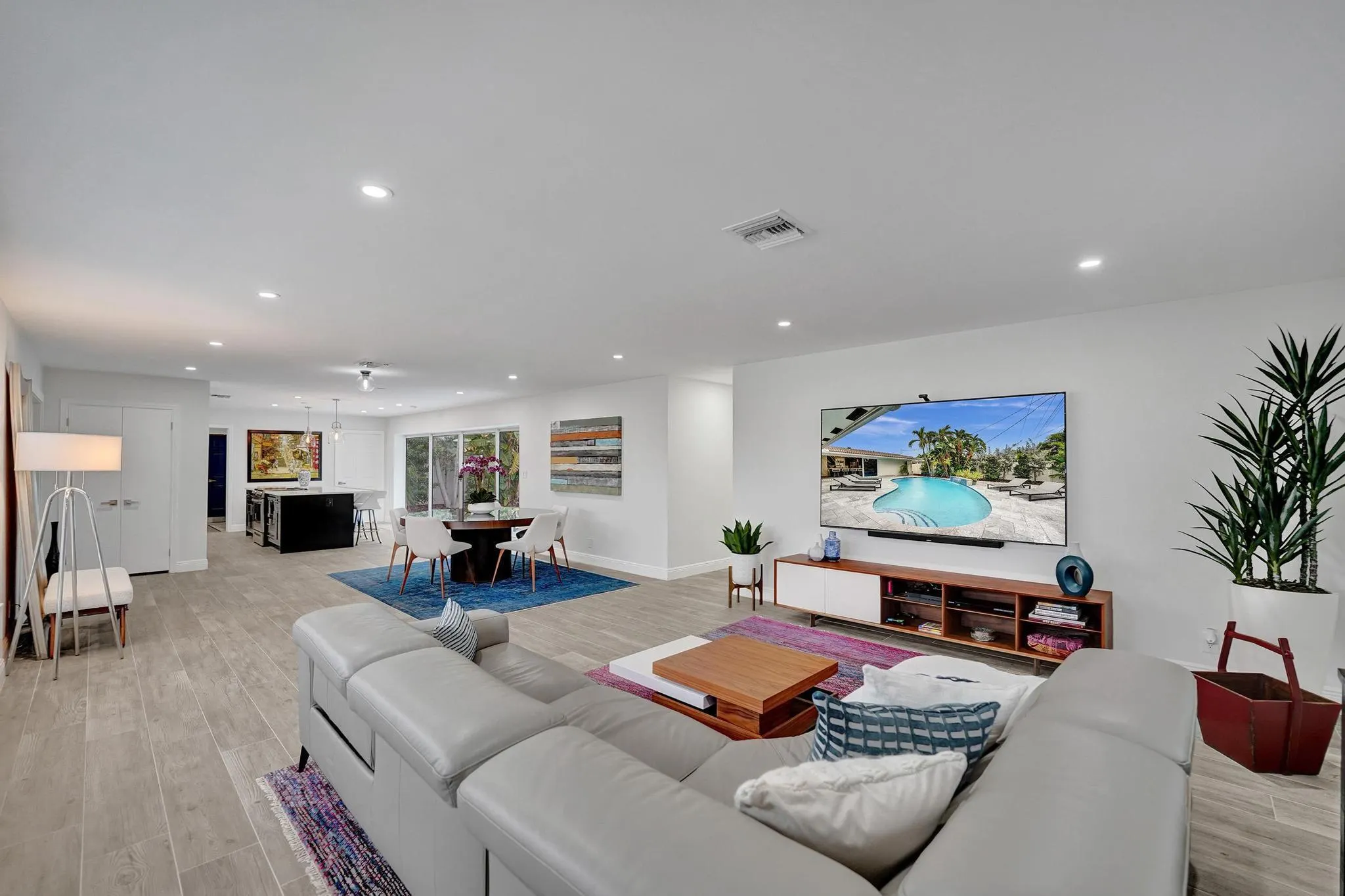 2030 NE 62nd Street