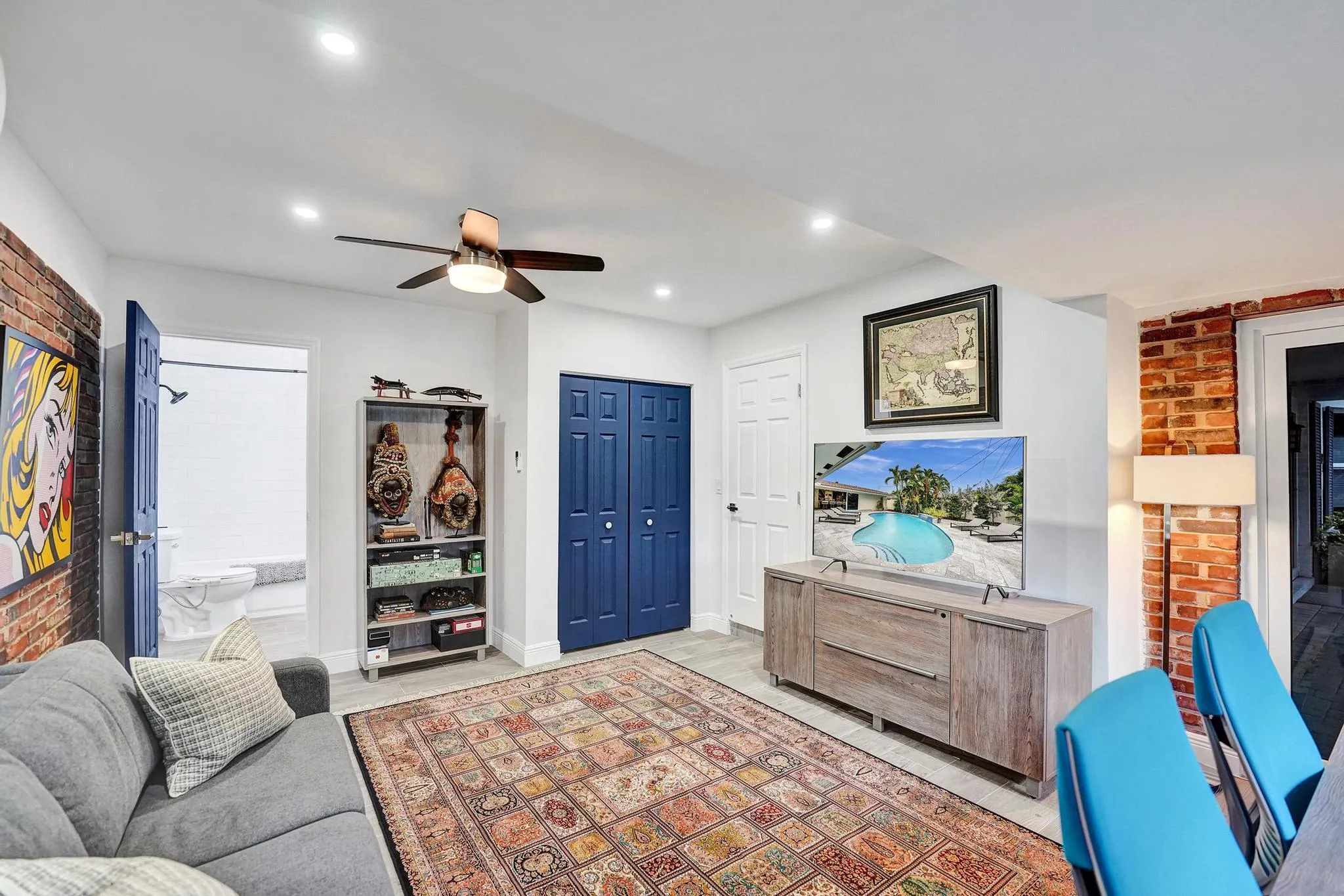 2030 NE 62nd Street