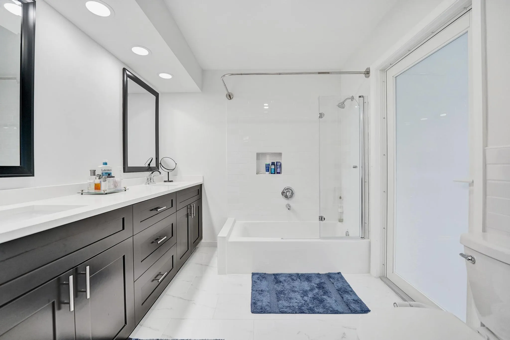 2030 NE 62nd Street