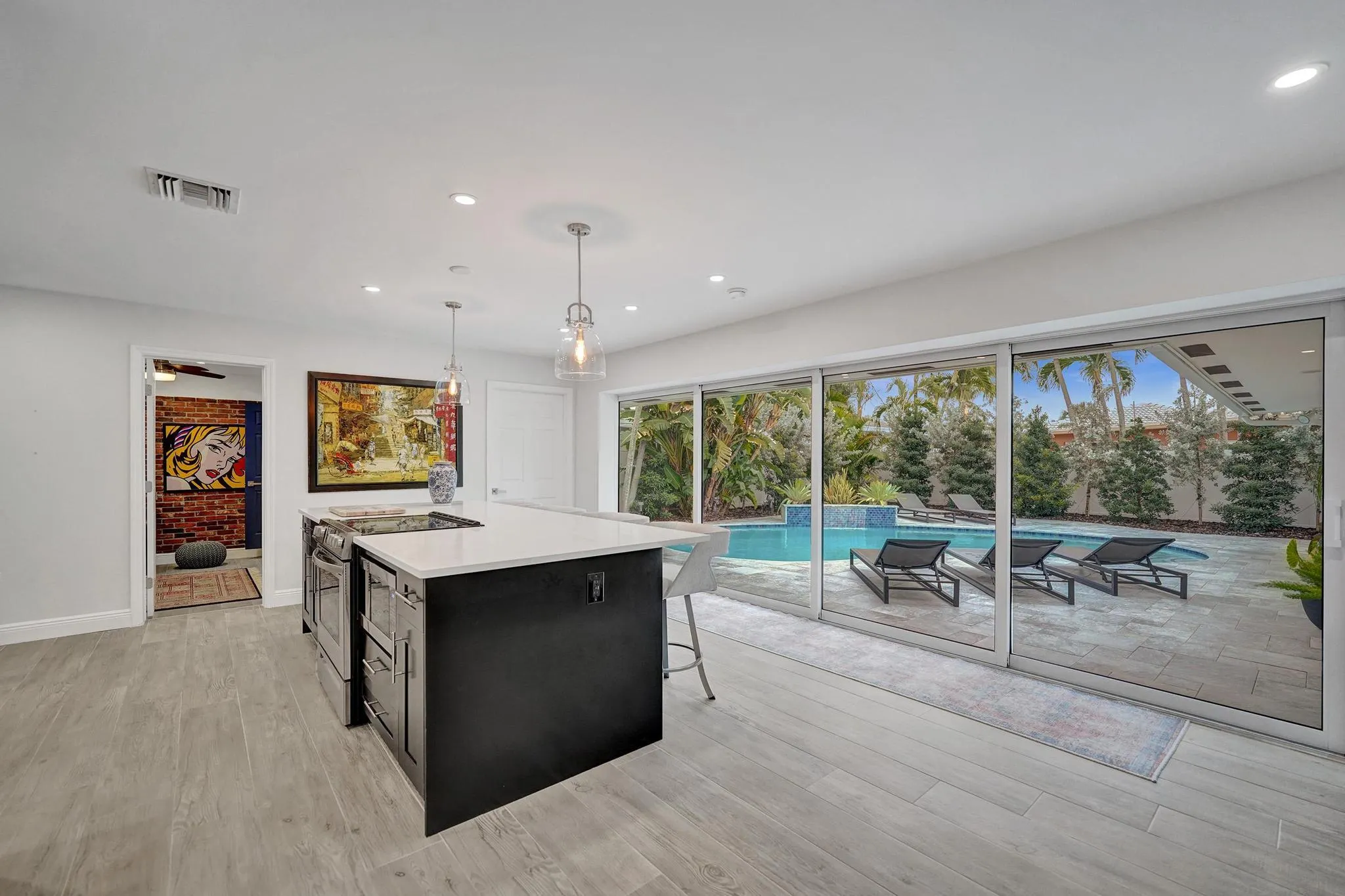 2030 NE 62nd Street