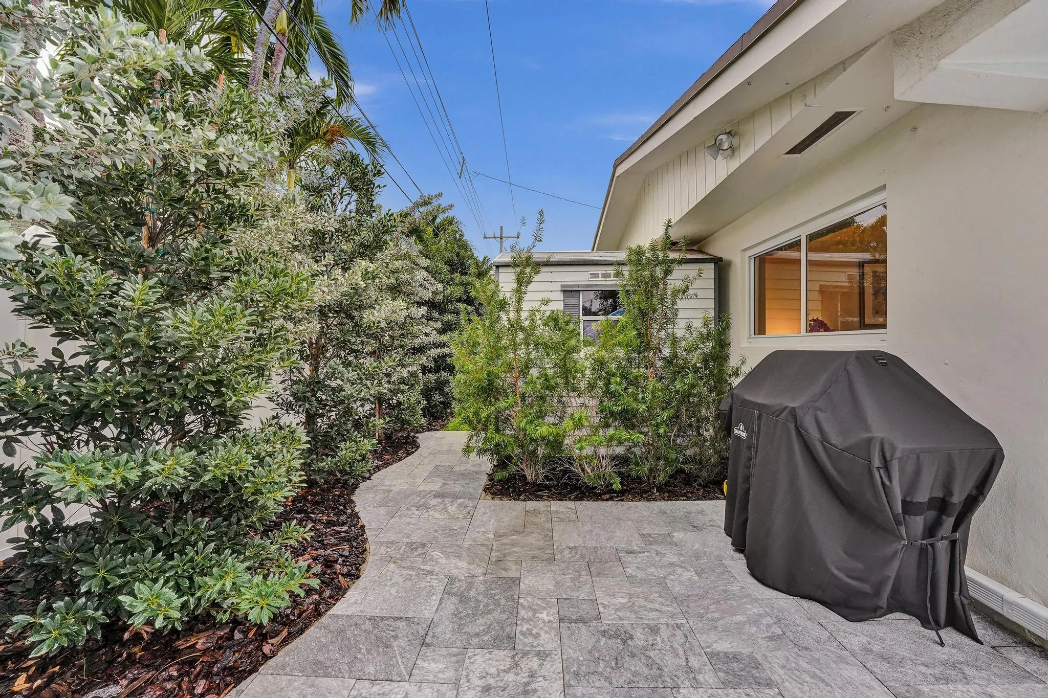 2030 NE 62nd Street