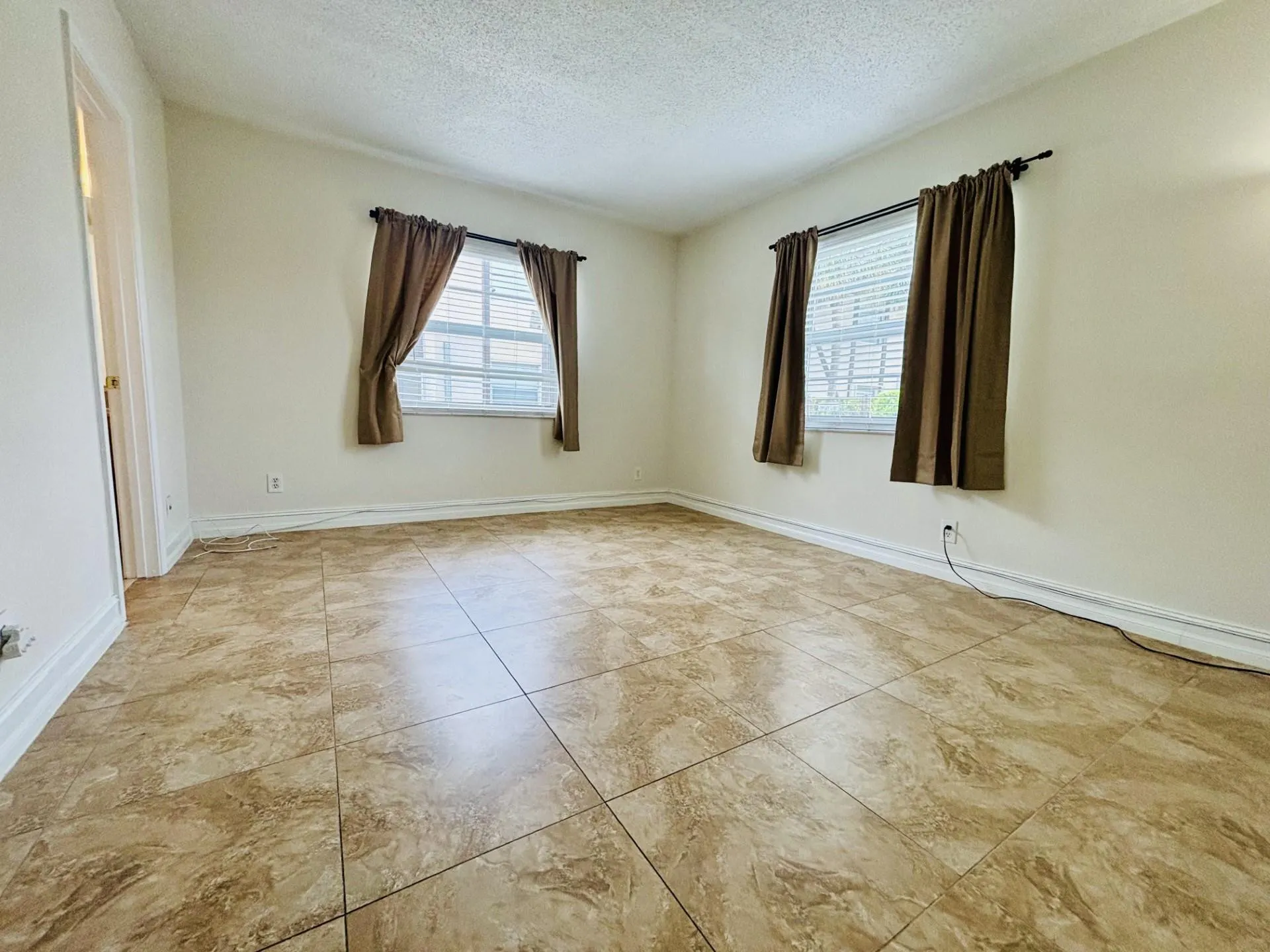 2391 NW 89TH Drive #401