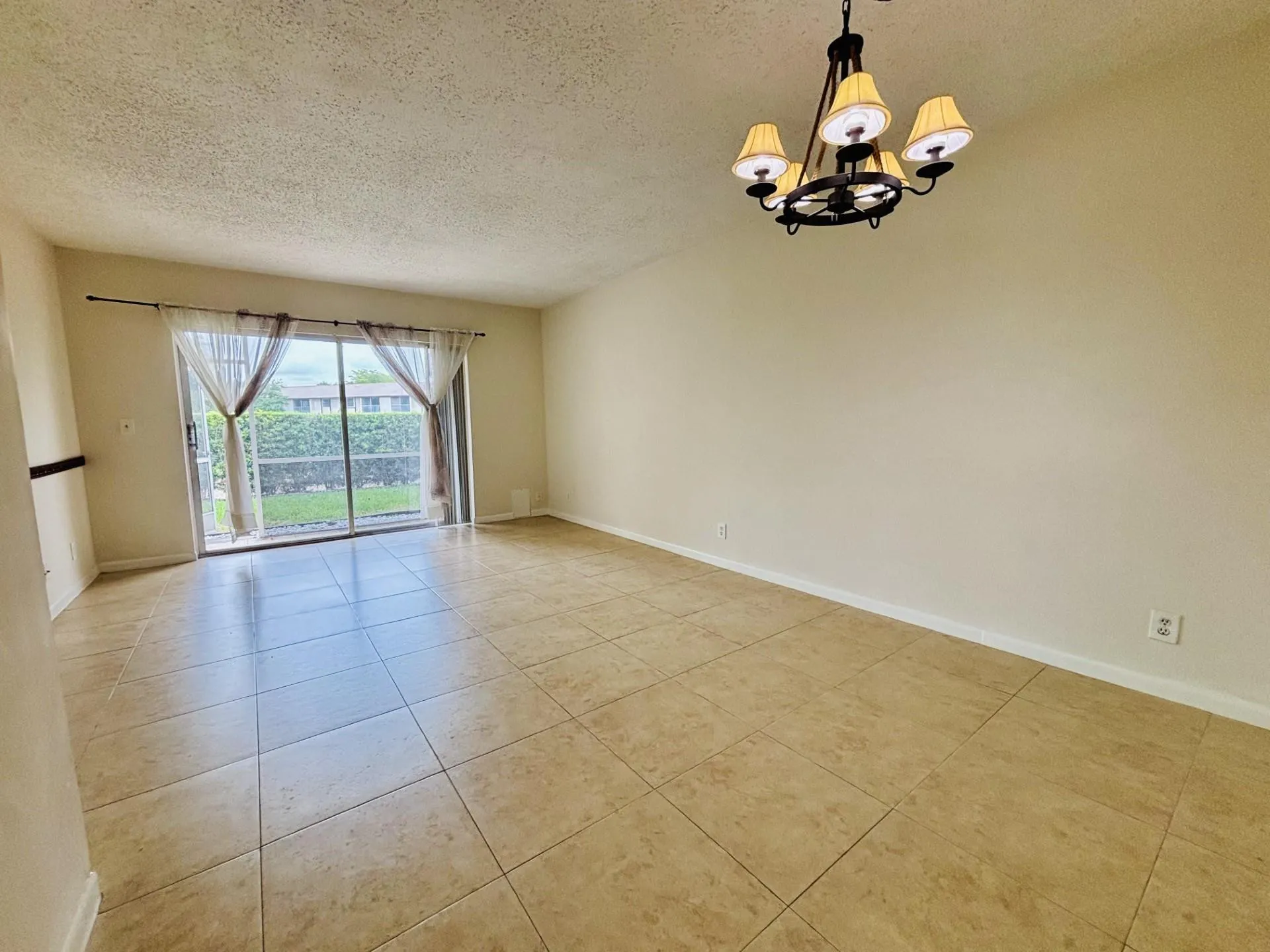 2391 NW 89TH Drive #401