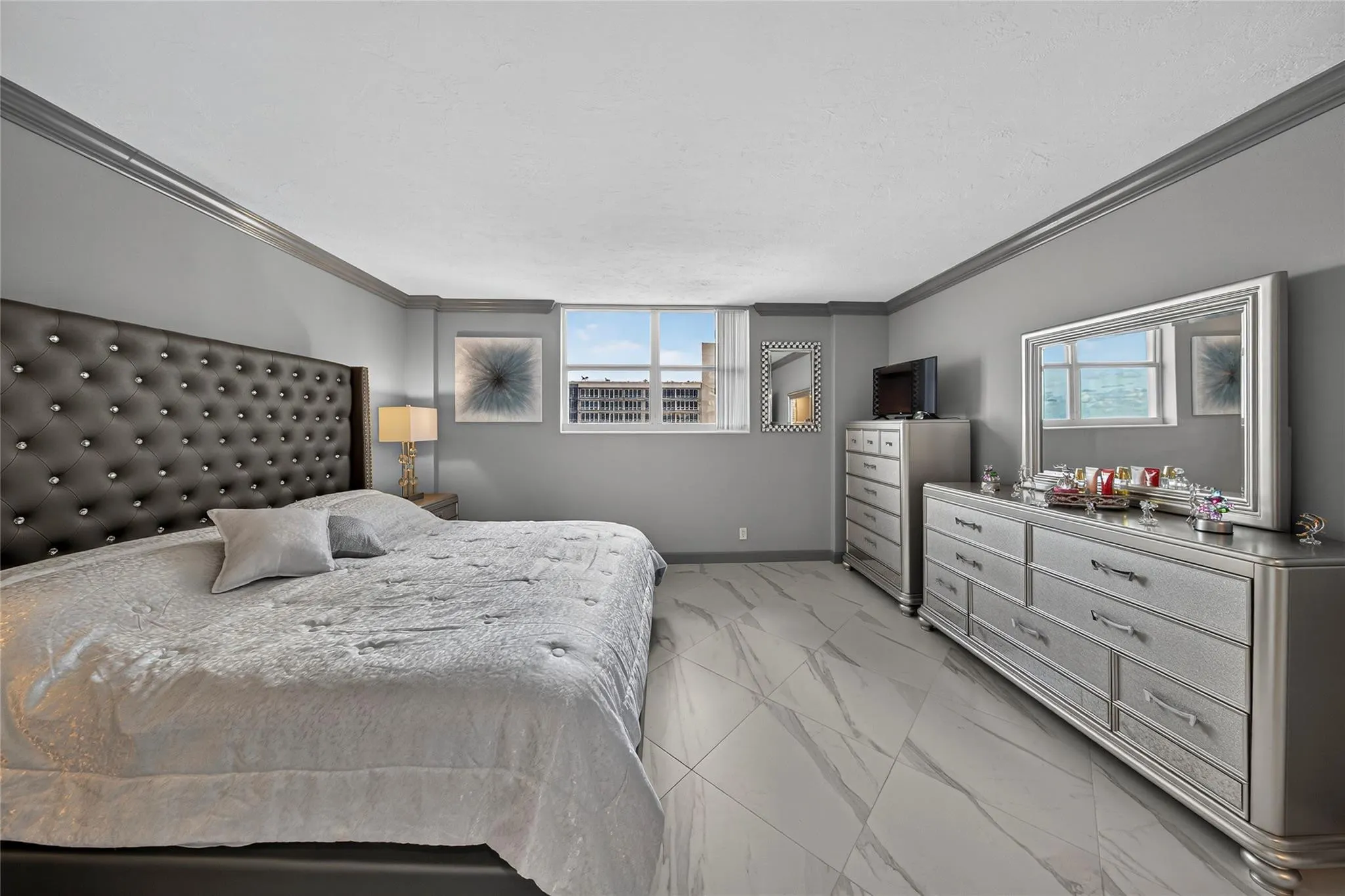 4250 GALT OCEAN Drive #15M