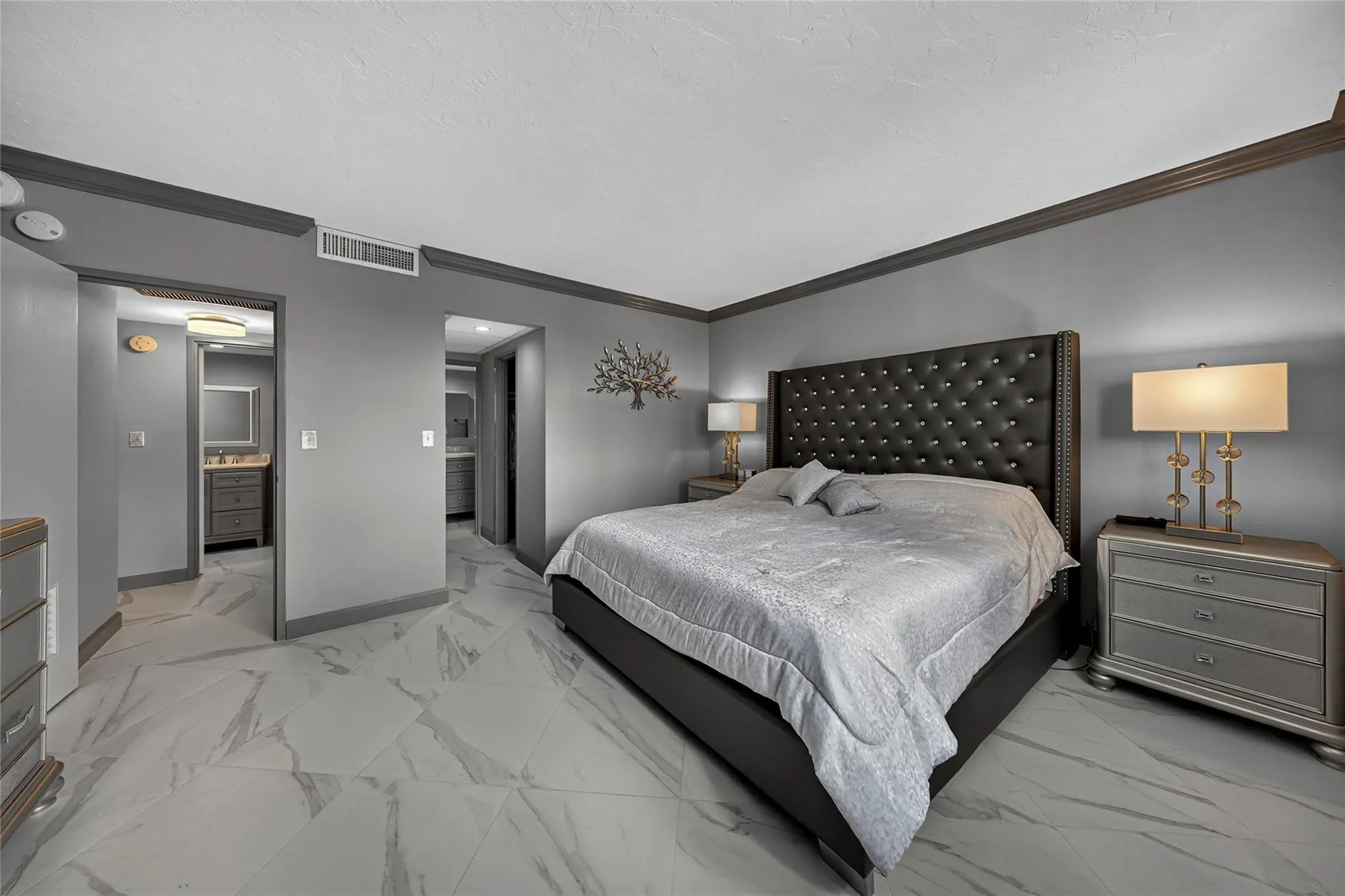 4250 GALT OCEAN Drive #15M