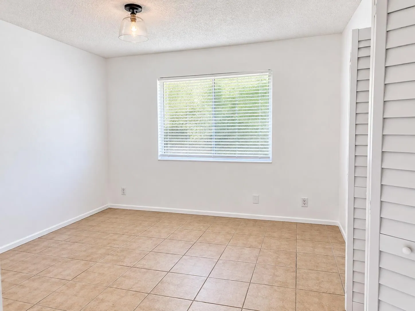 501 Gardens Drive #101
