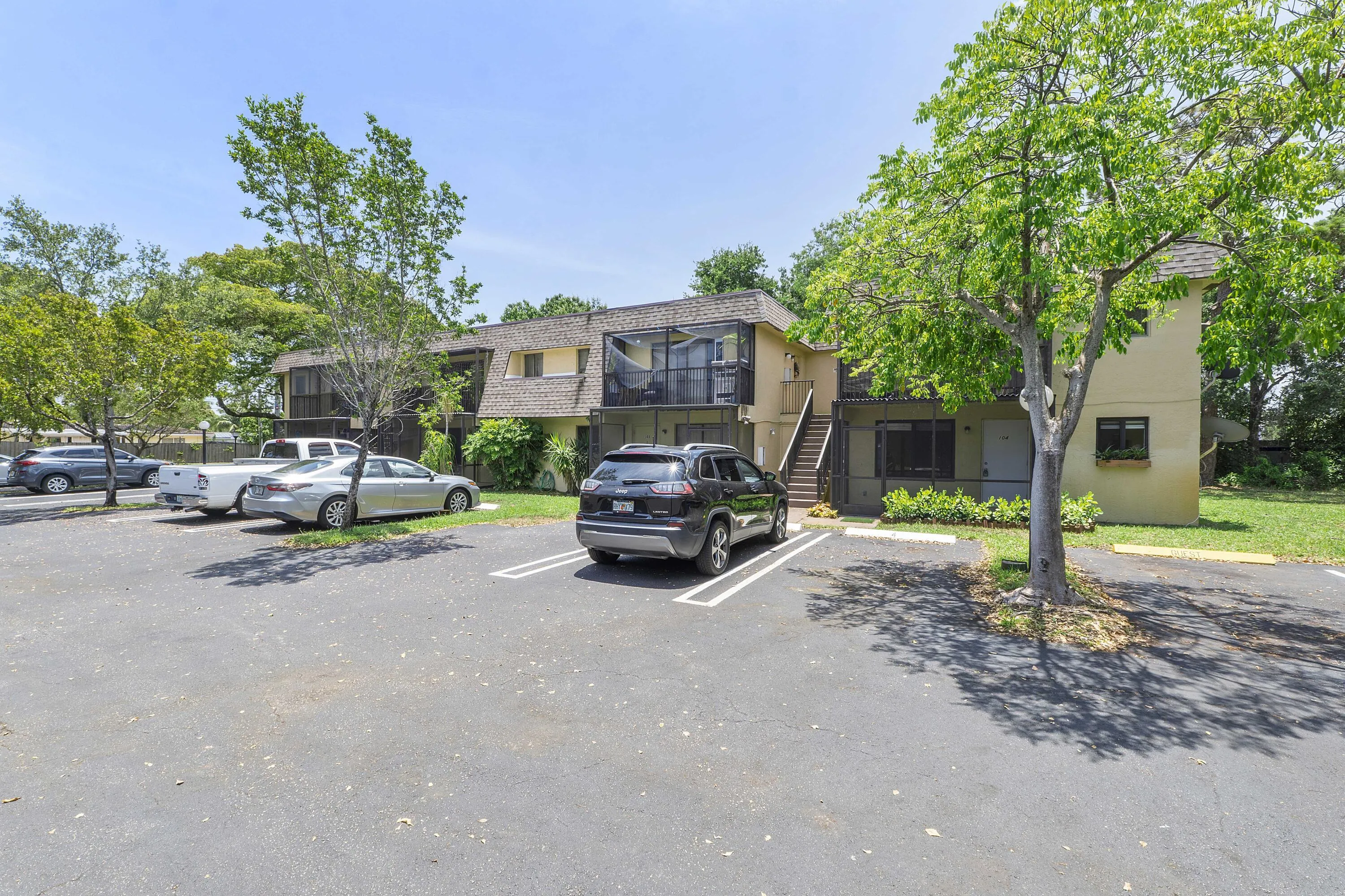 1325 S FLAGLER Avenue #104