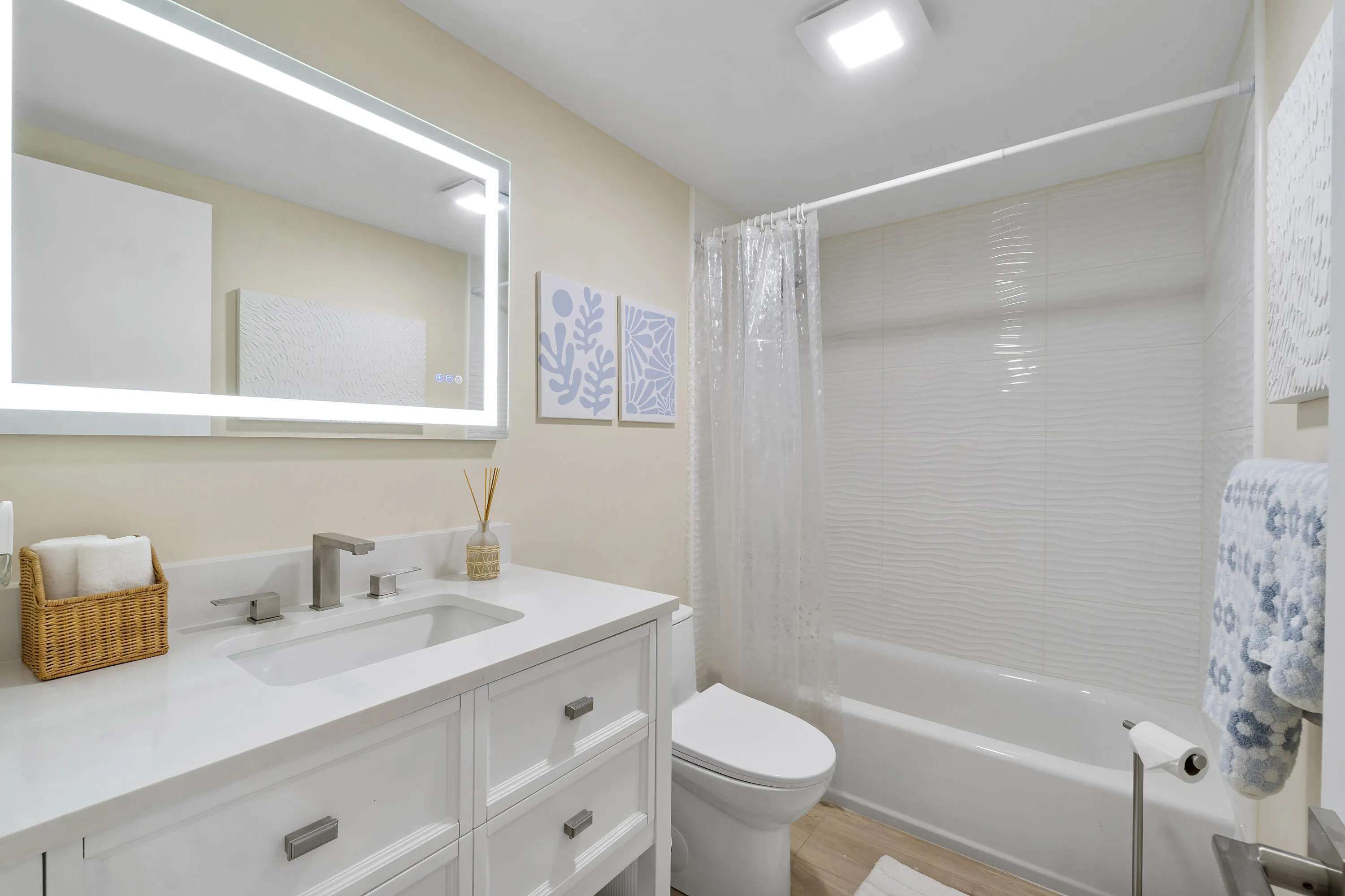 1325 S FLAGLER Avenue #104