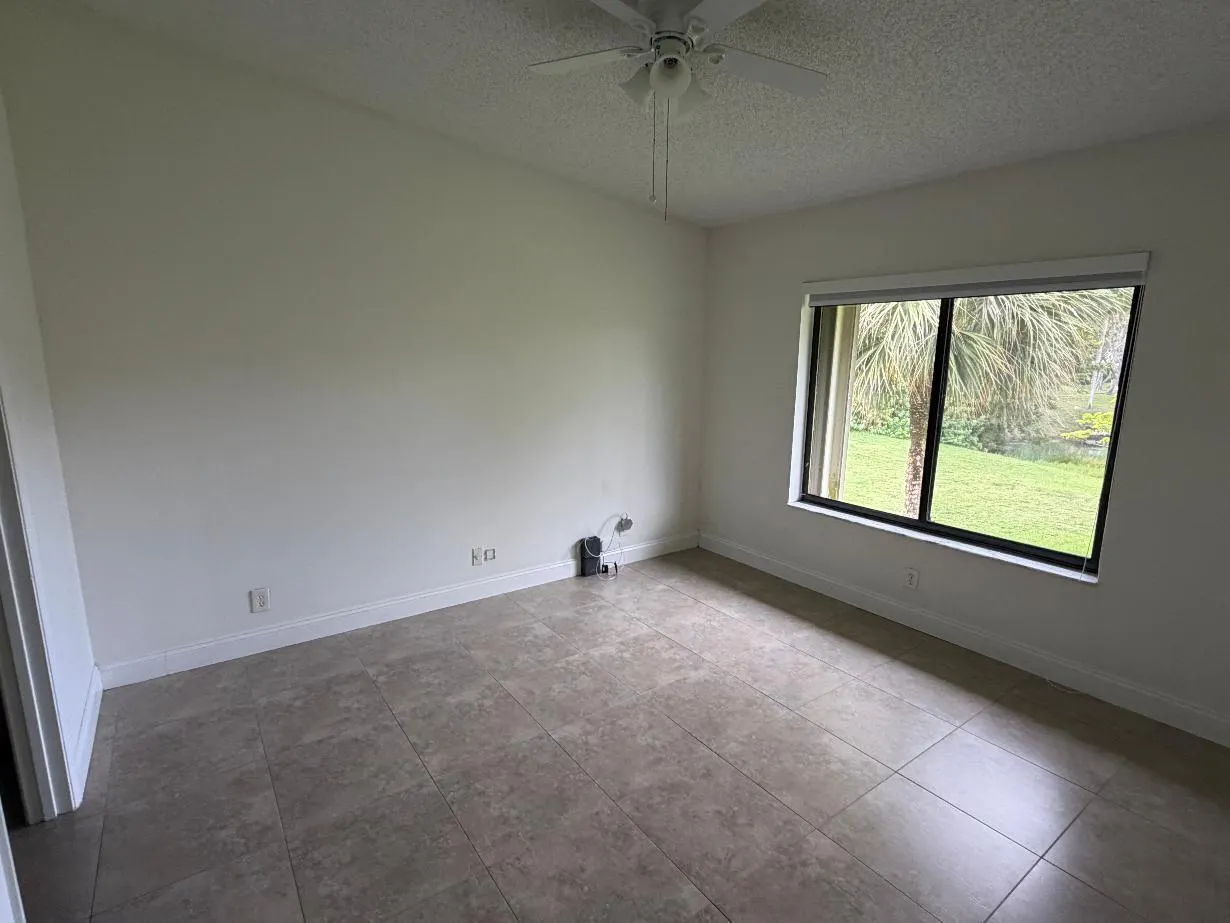 21943 REMSEN Terrace #203